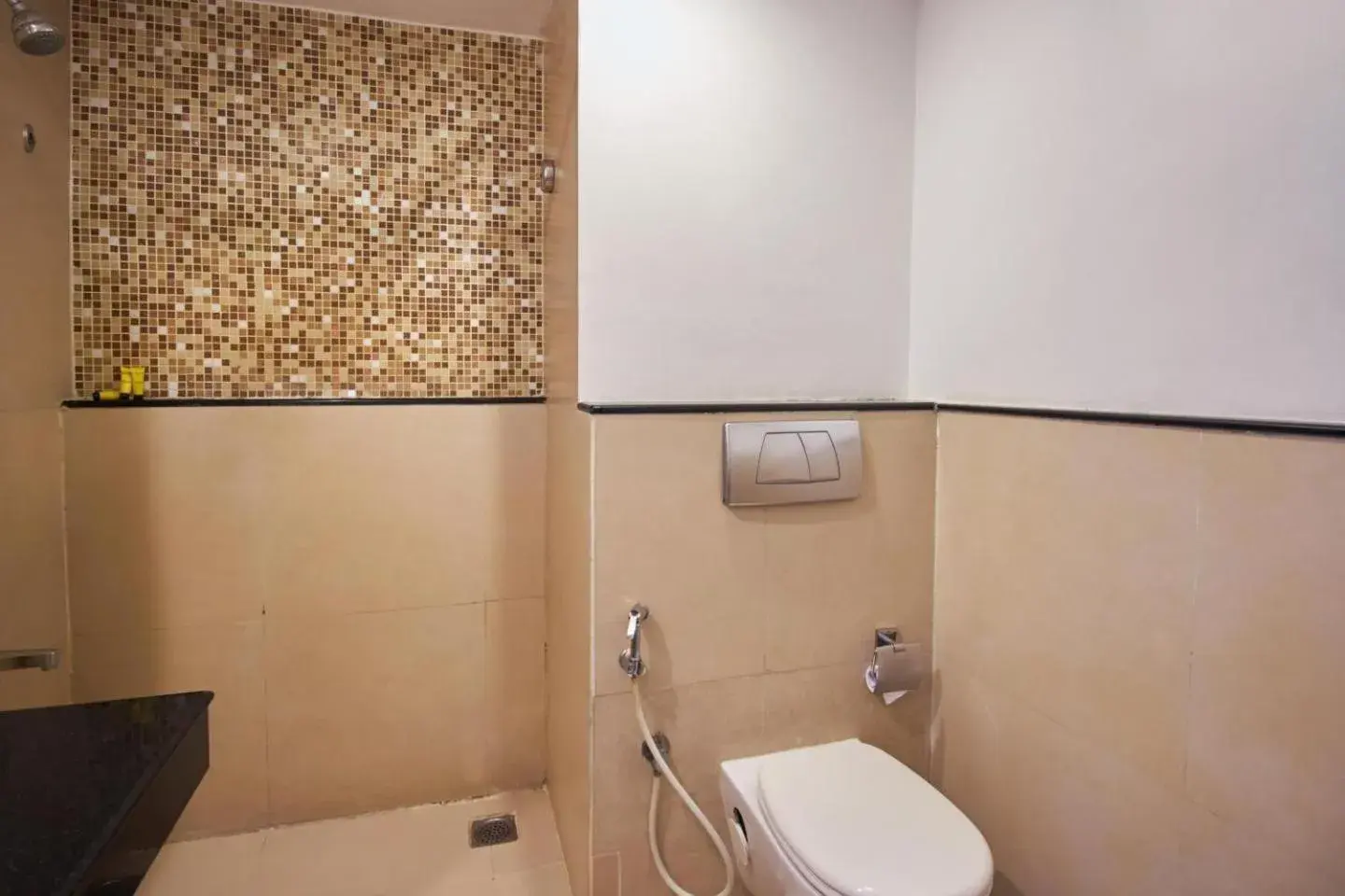 Bathroom in Keys Select by Lemon Tree Hotels, Katti-Ma, Chennai