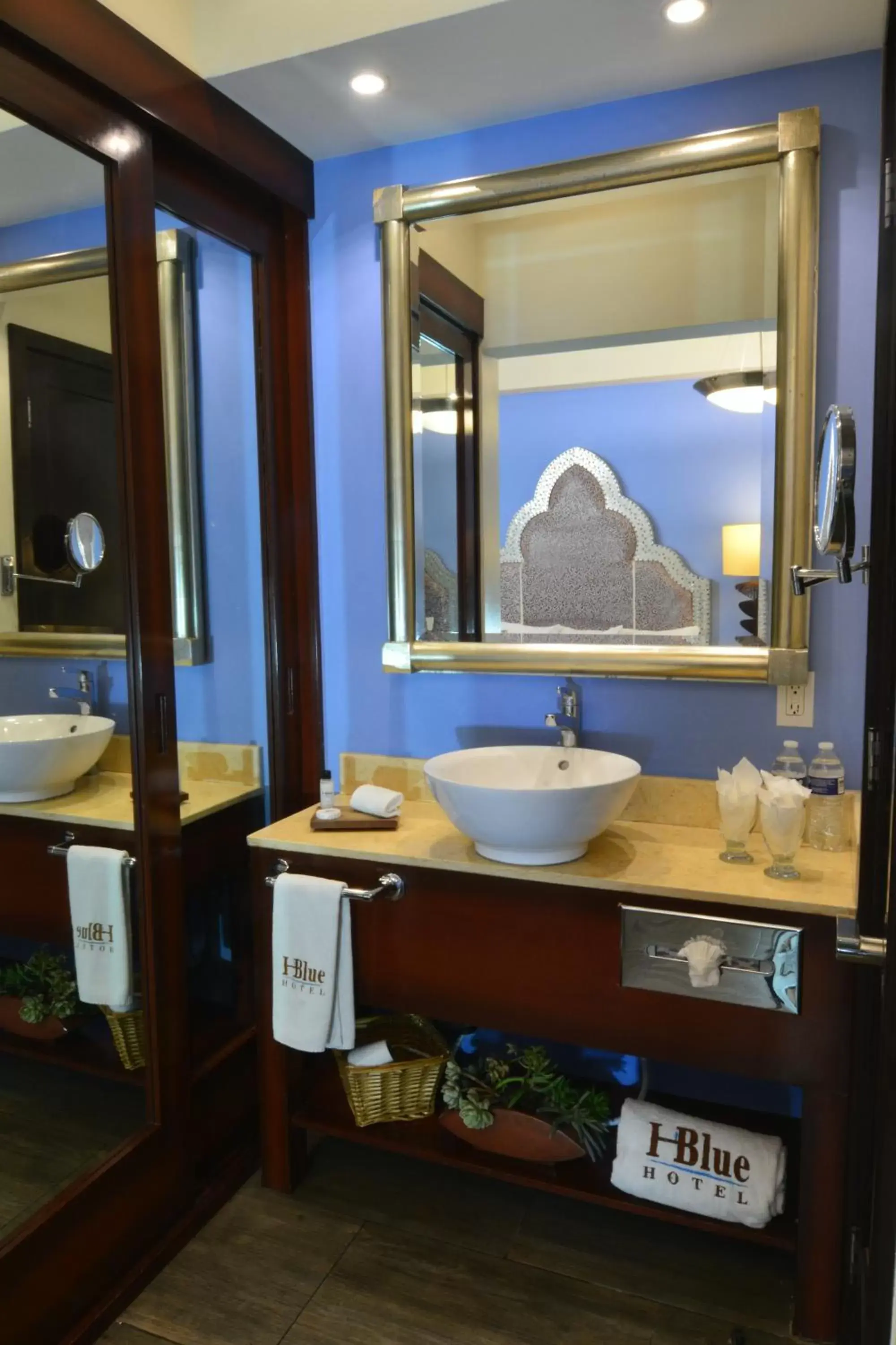 Bathroom in Hotel HBlue