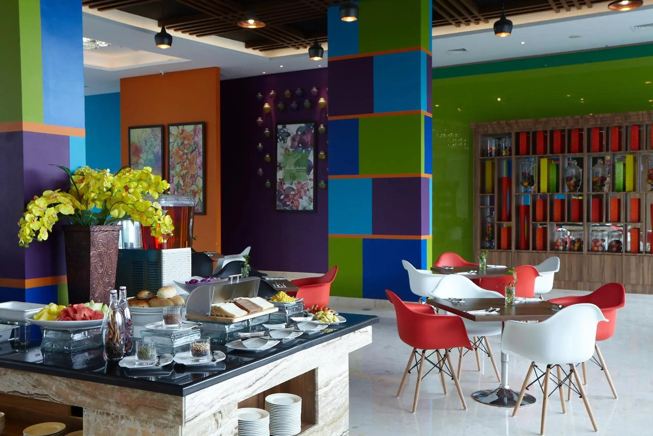 Restaurant/places to eat in ibis Styles Cikarang Restaurant/places to eat in ibis Styles Cikarang