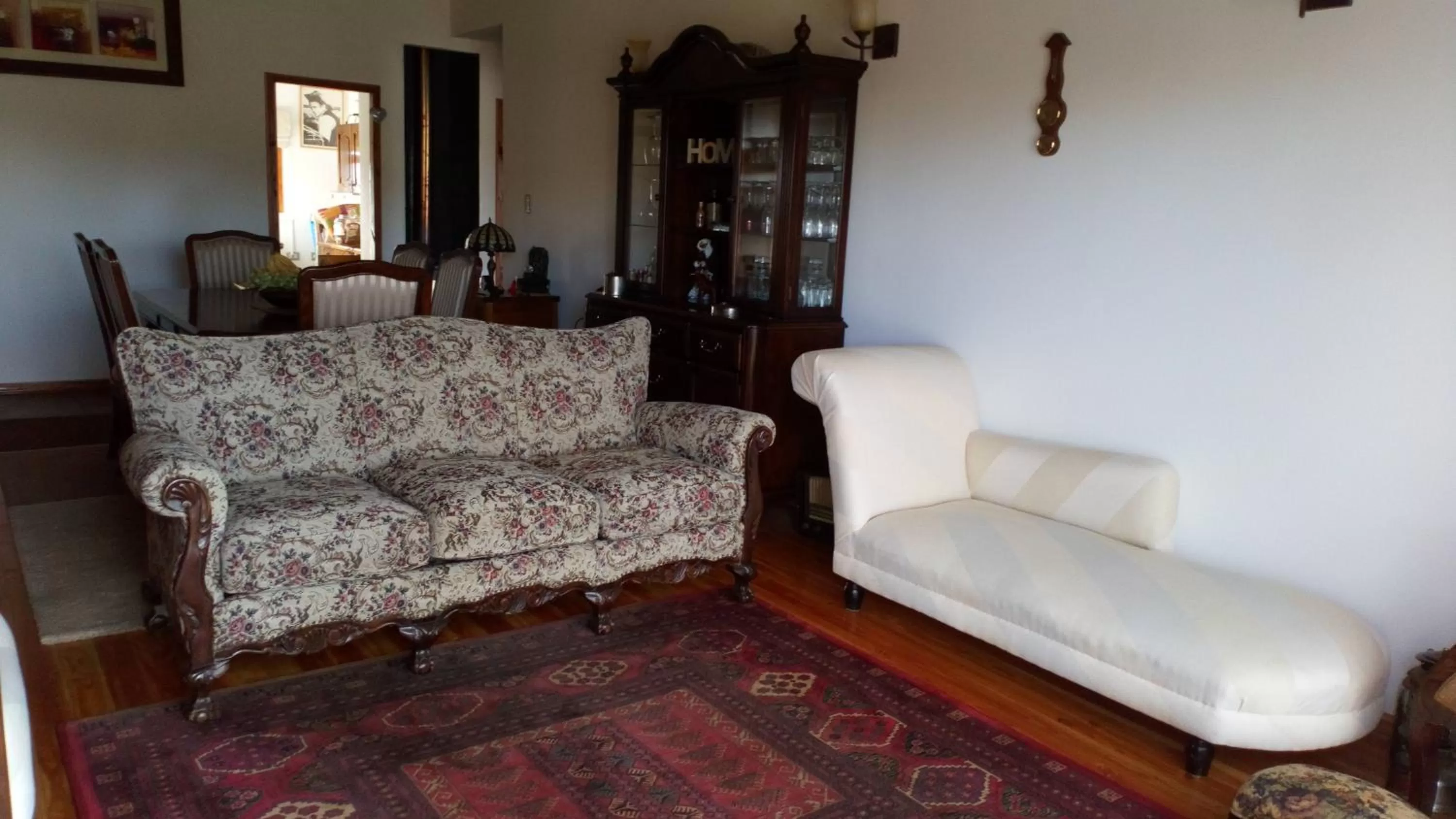 Communal lounge/ TV room in Hostal Parcela 47 villarrica