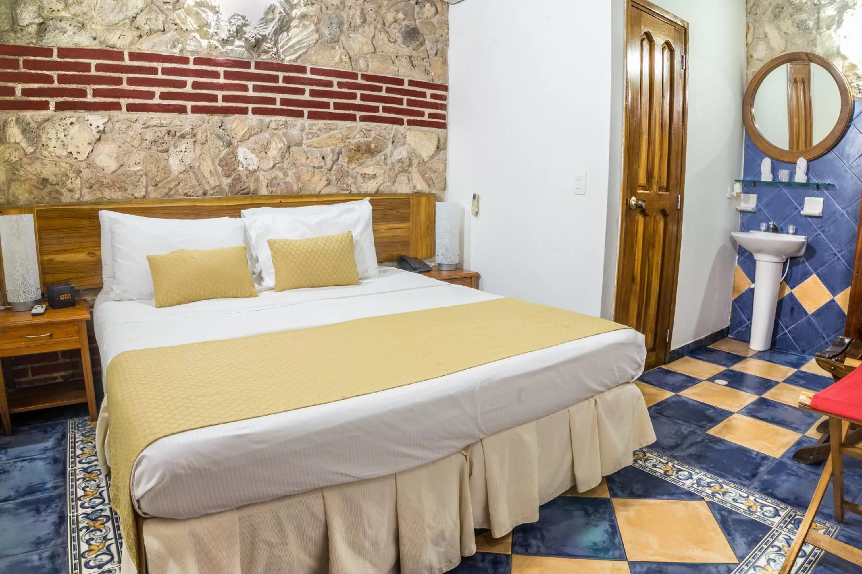 Property building, Bed in Hotel 3 Banderas