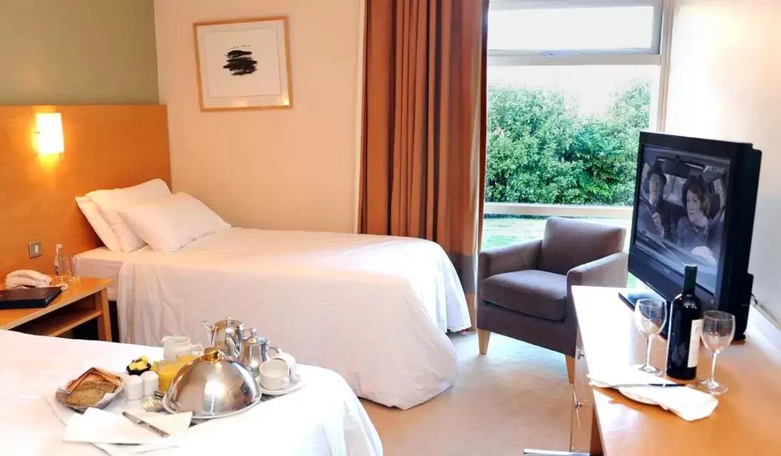 Bedroom in The Kenmare Bay Hotel & Leisure Resort