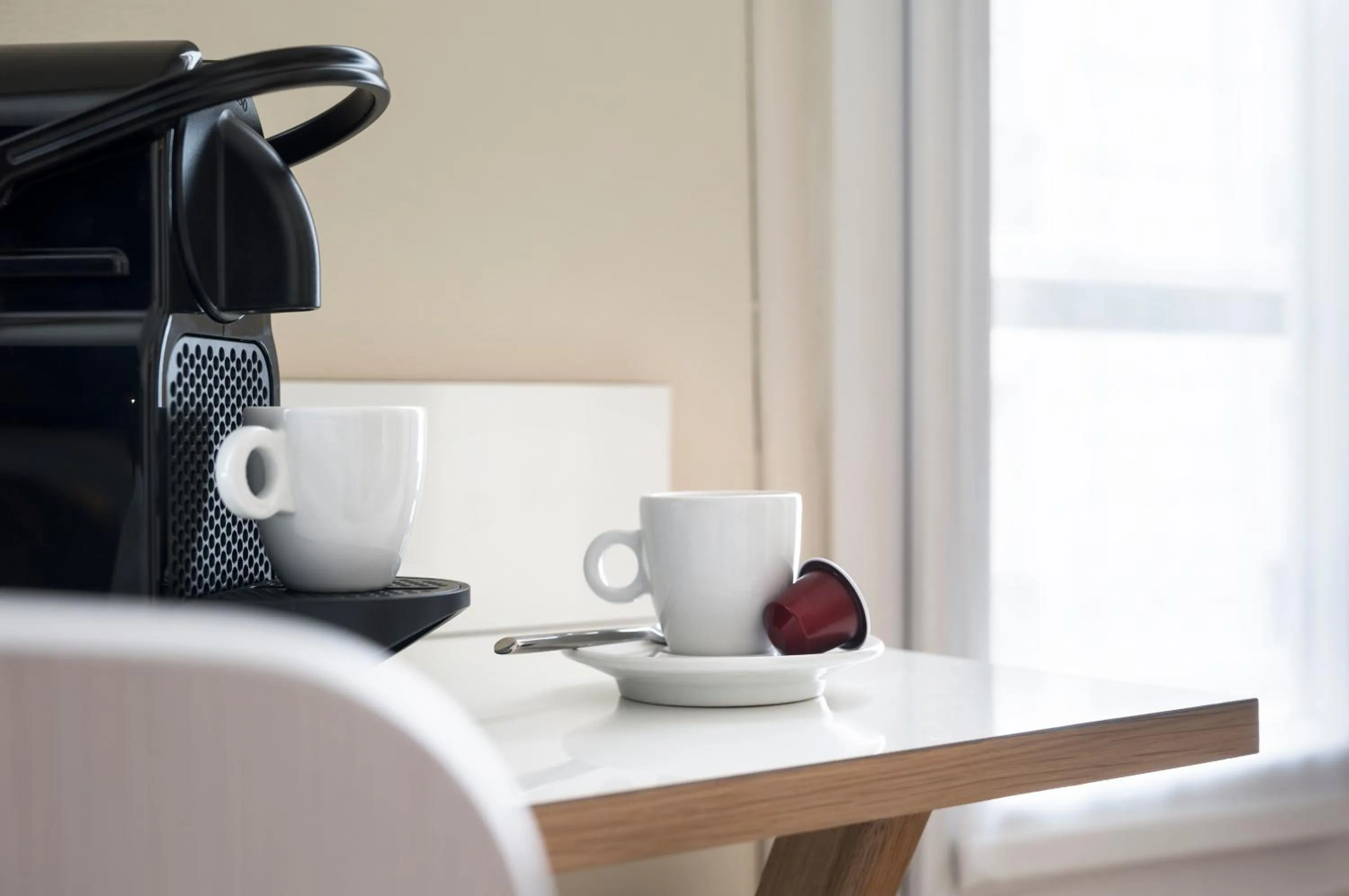 Coffee/tea facilities in Hotel Max