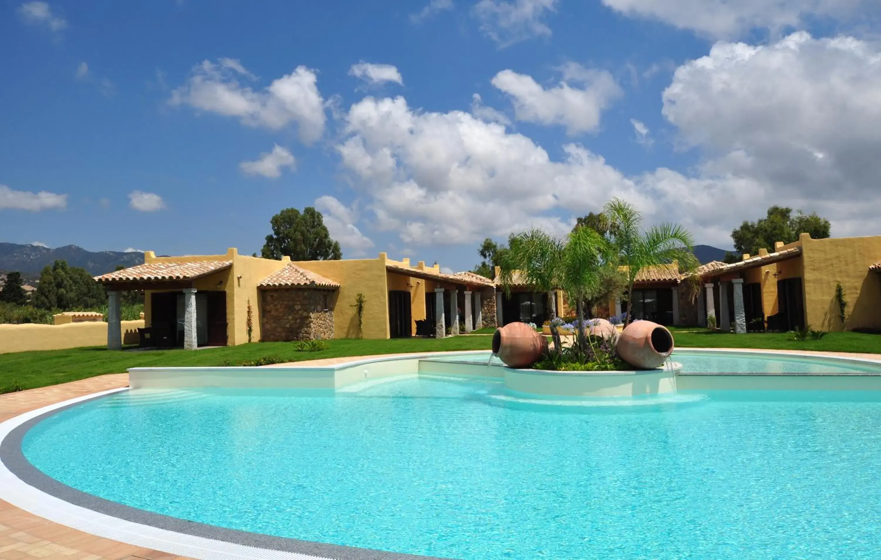 Swimming Pool in Le Anfore Hotel