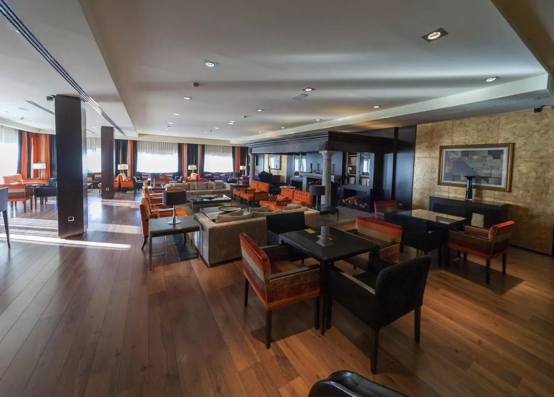 Lounge or bar, Restaurant/Places to Eat in Hospedium Hotel Mirador de Gredos