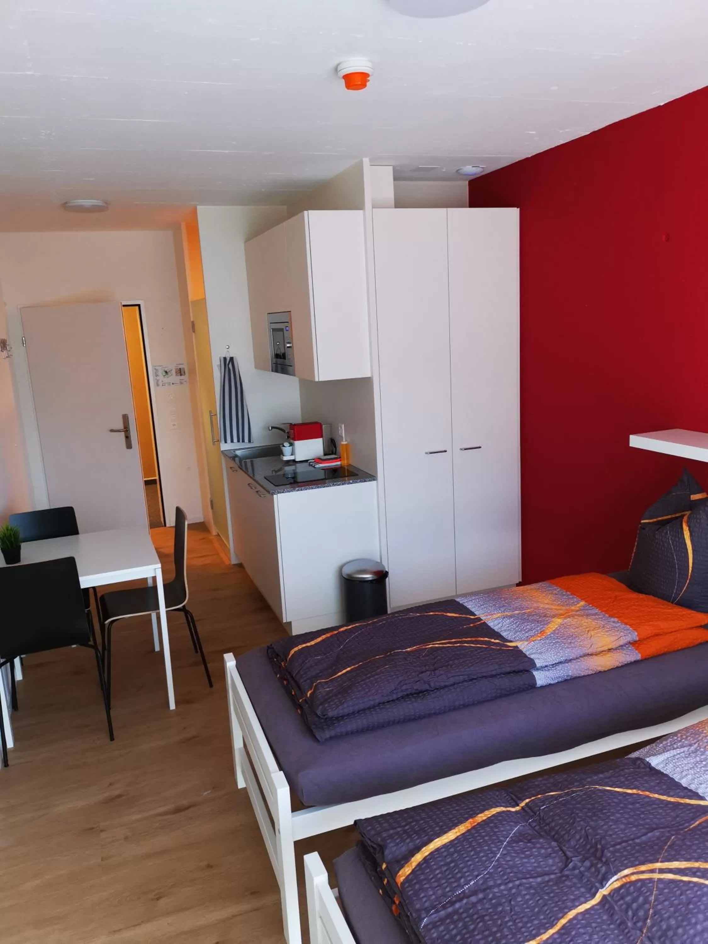 Bed in Anstatthotel Horw - app self-check-in