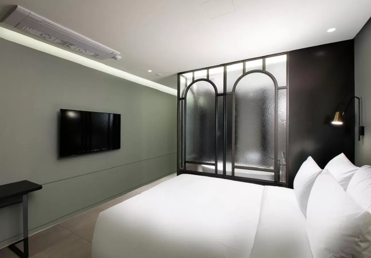 Photo of the whole room, Bed in Park Marine Hotel