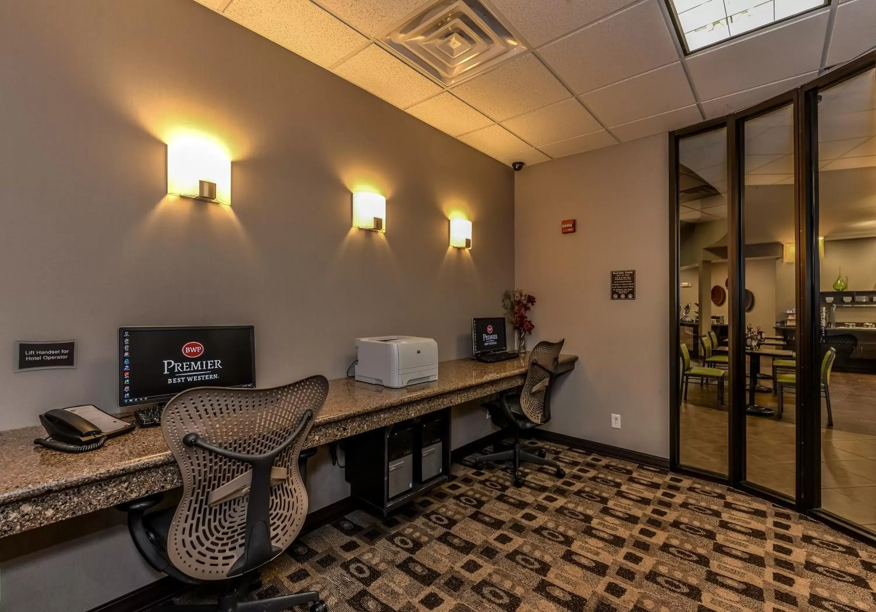 Business facilities, Seating Area in Best Western Premier Bryan College Station