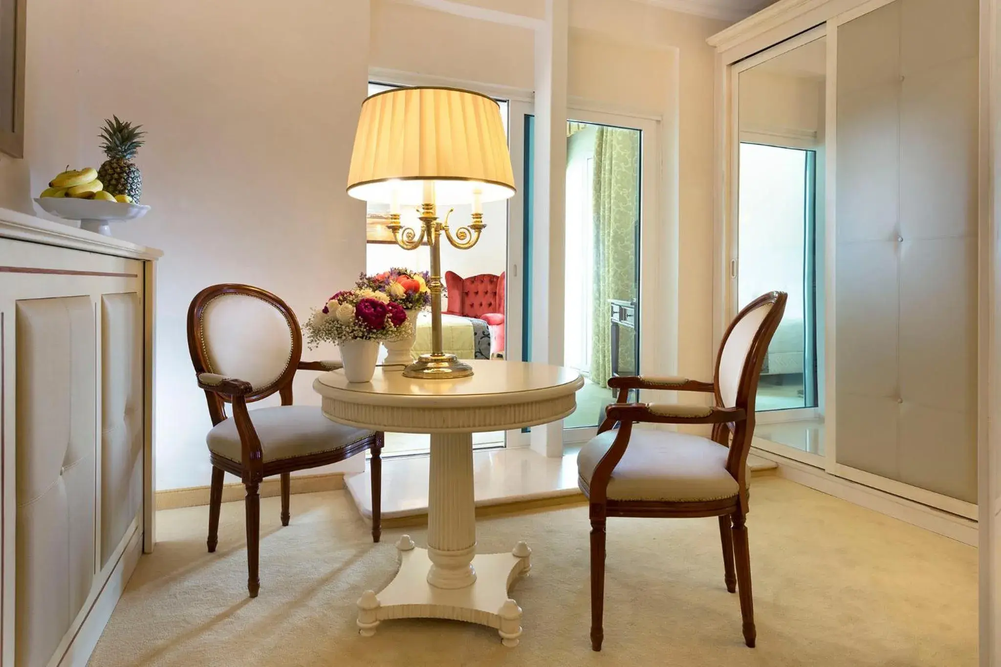 Living room, Seating Area in Hotel De Londres