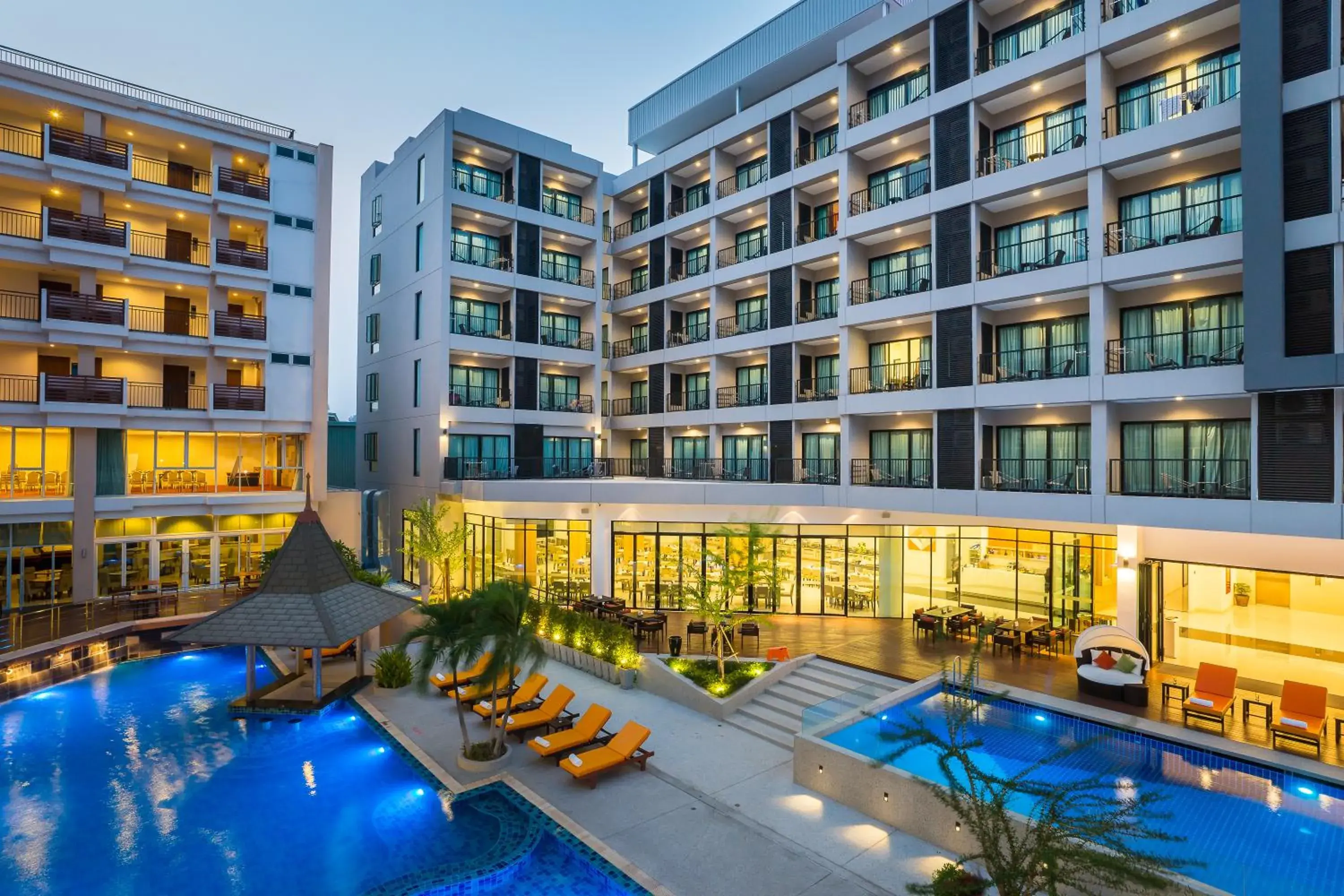 Swimming pool, Pool View in J Inspired Hotel Pattaya (SHA Plus)