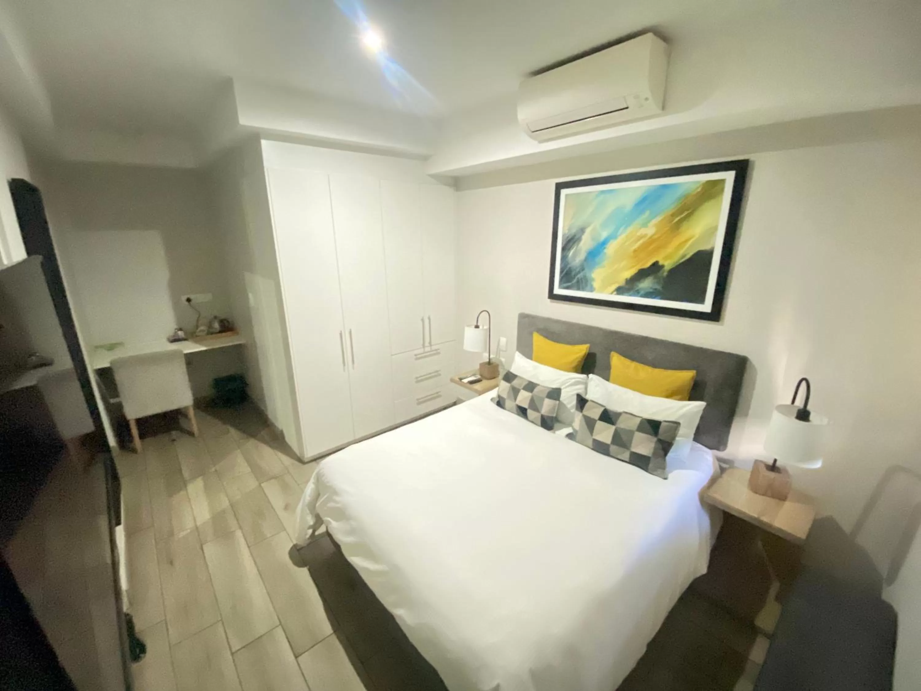 Standard Studio in Stay @ The Regency