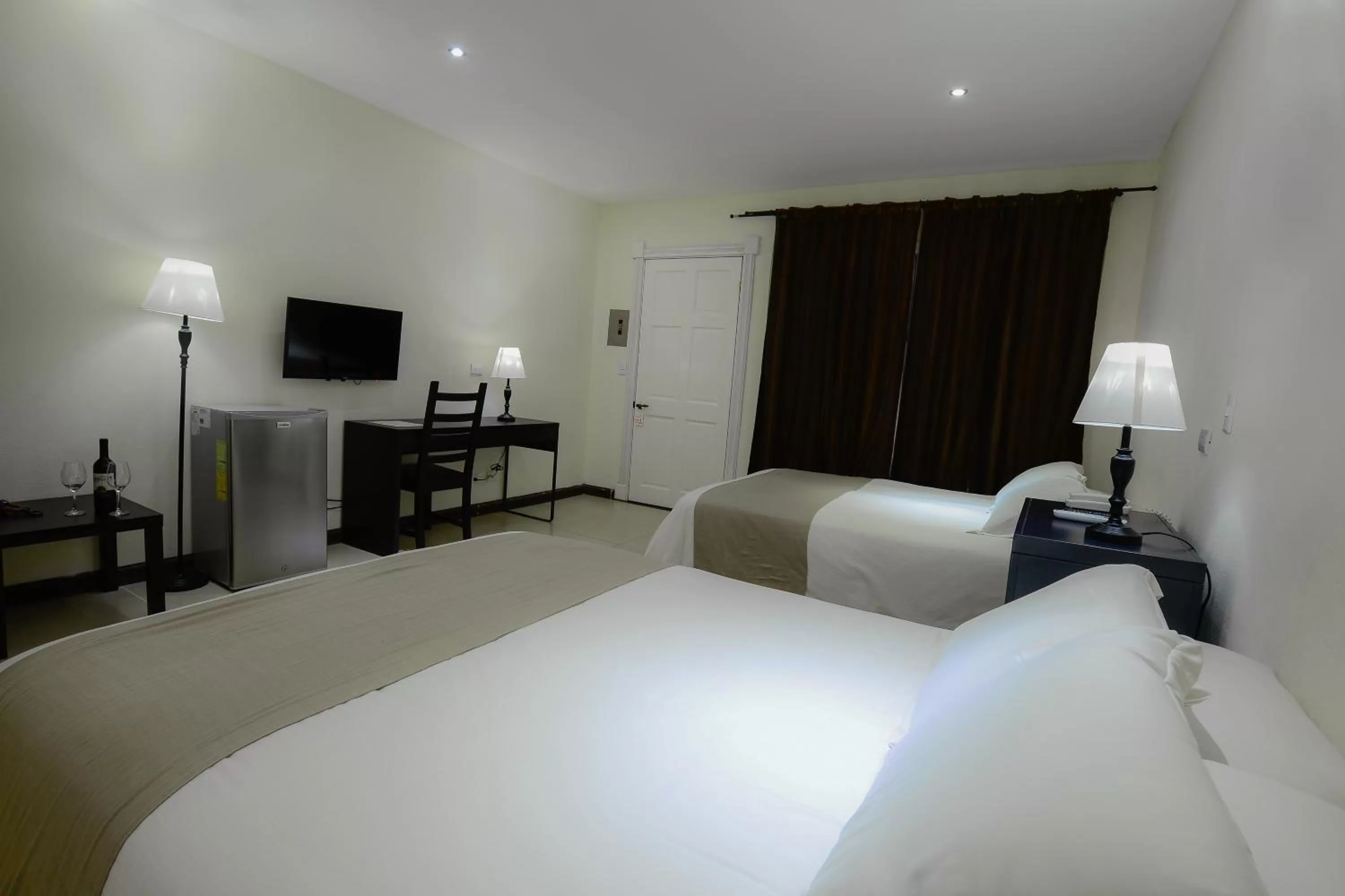 Photo of the whole room, Bed in Hotel Luisiana