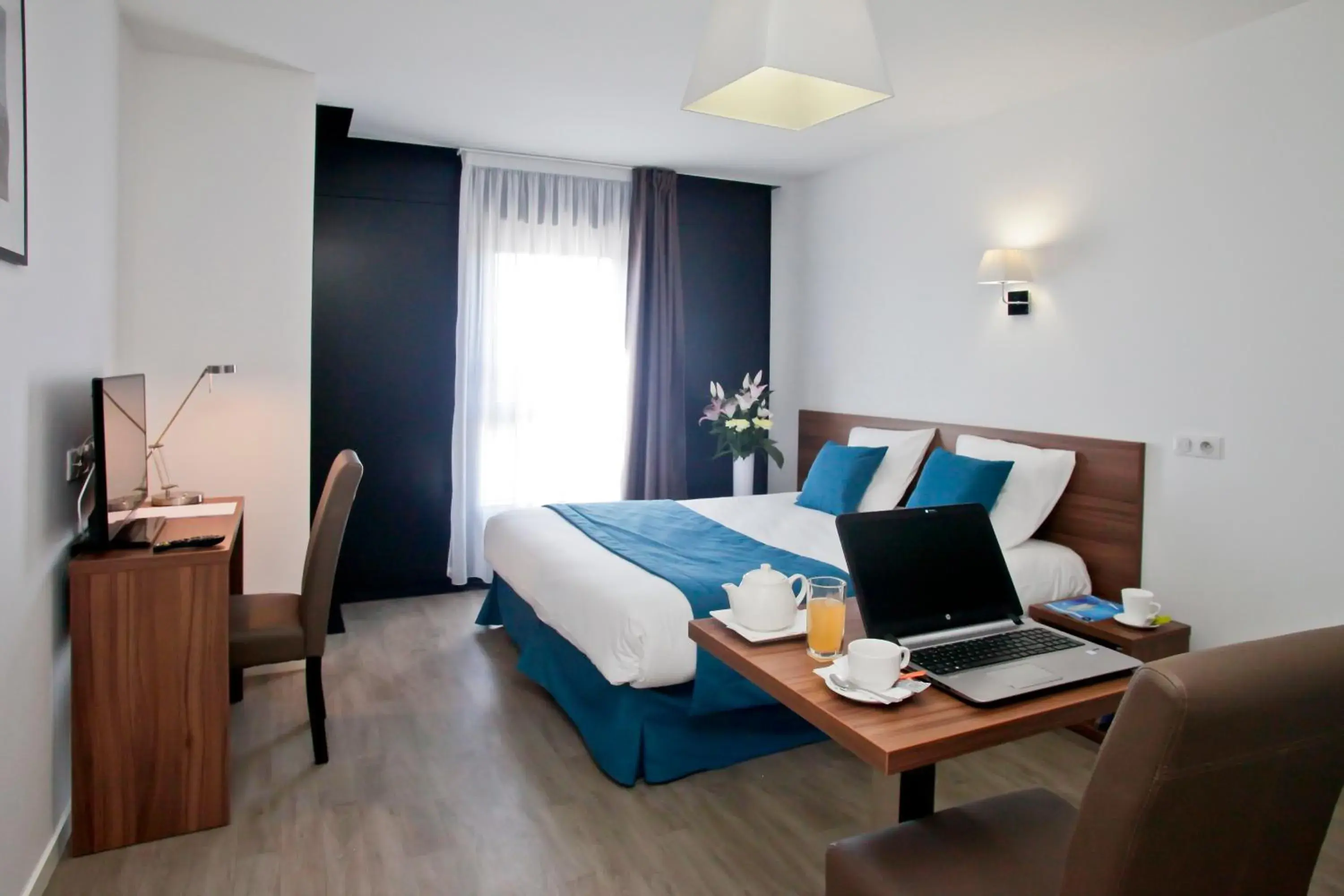 Bedroom in Apparthotel Odalys Paris Reuil