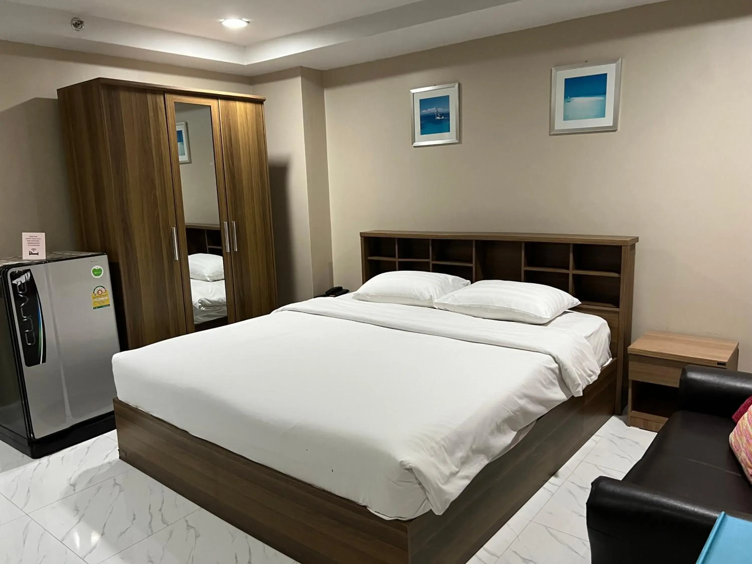 Facility for disabled guests, Bed in Mall Suites Hotel Facility for disabled guests, Bed in Mall Suites Hotel