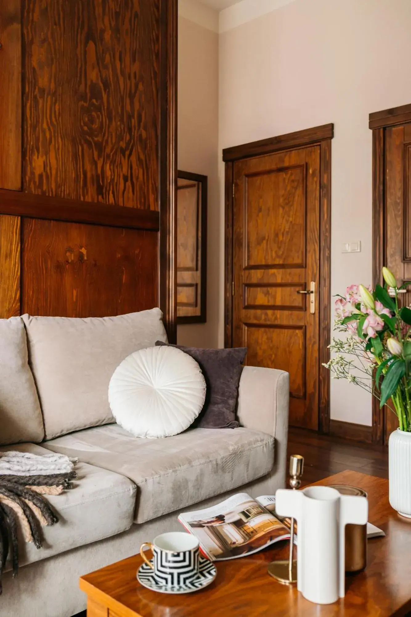 Seating Area in Topolowa Residence