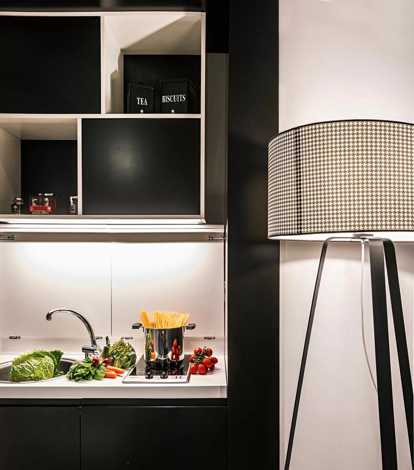 Kitchen or kitchenette in Corso 281 Luxury Suites