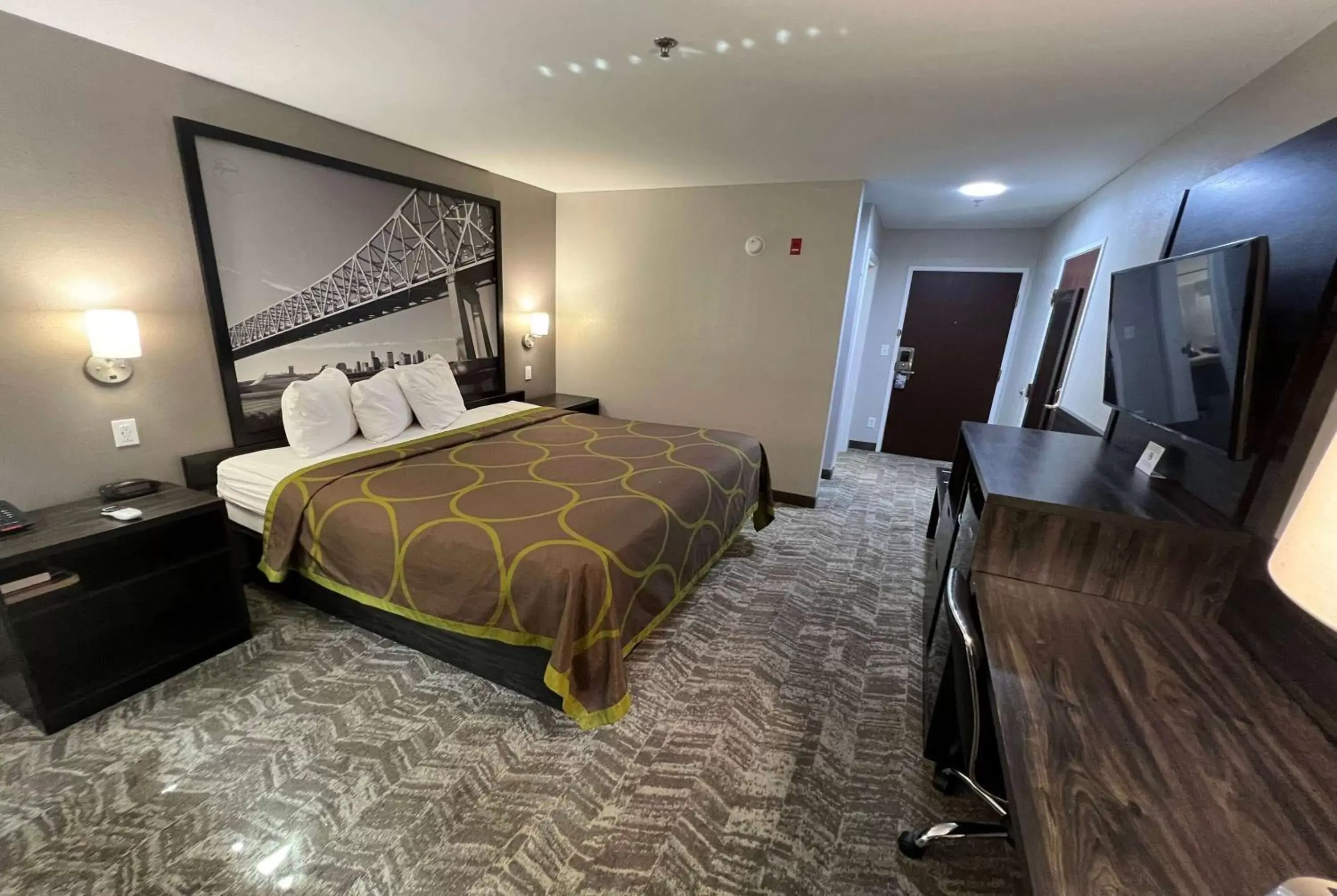 Photo of the whole room, Bed in Super 8 by Wyndham Lake Charles/Sulphur Photo of the whole room, Bed in Super 8 by Wyndham Lake Charles/Sulphur