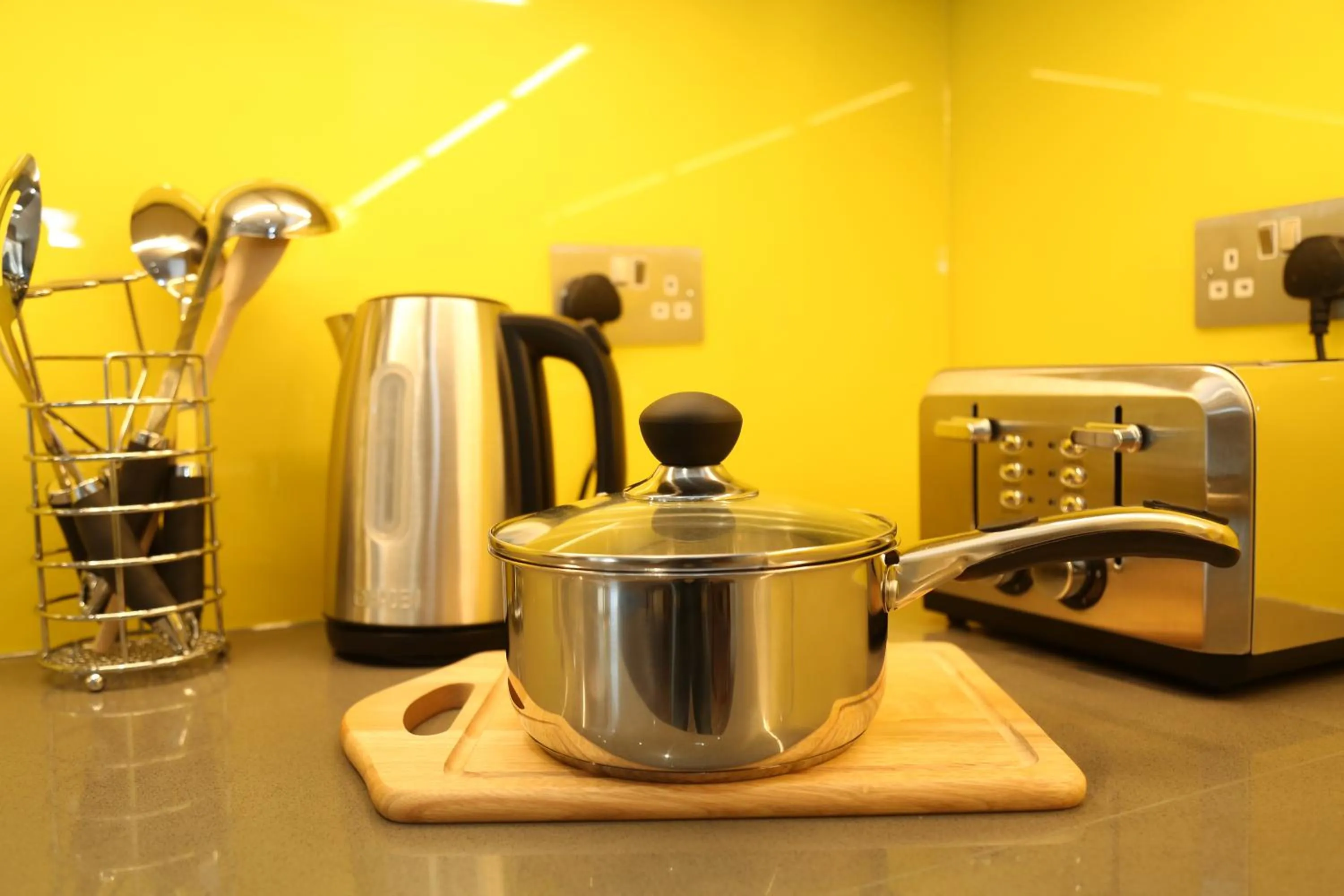 Twyne House Apartments