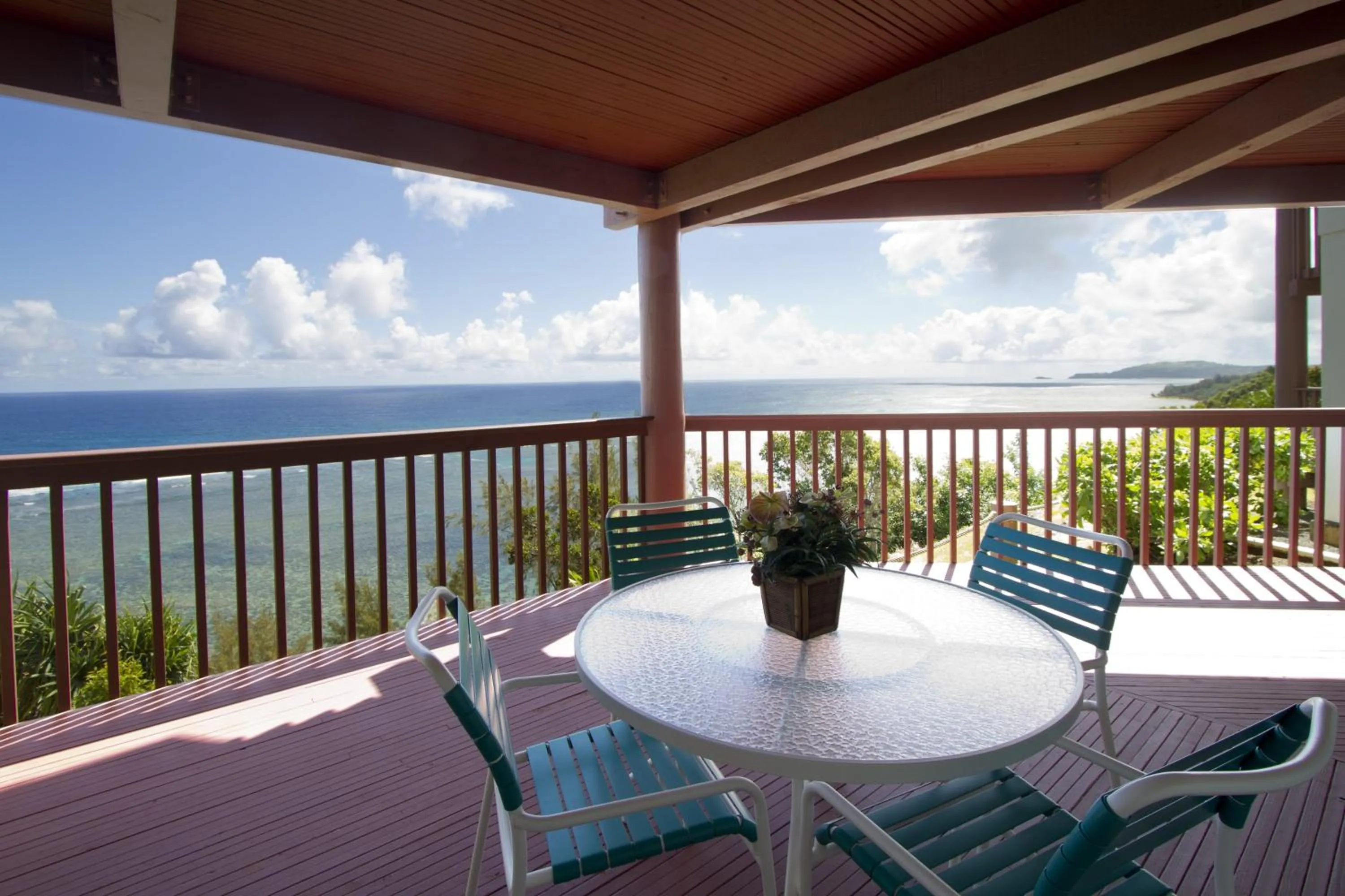 Photo of the whole room in Club Wyndham Shearwater