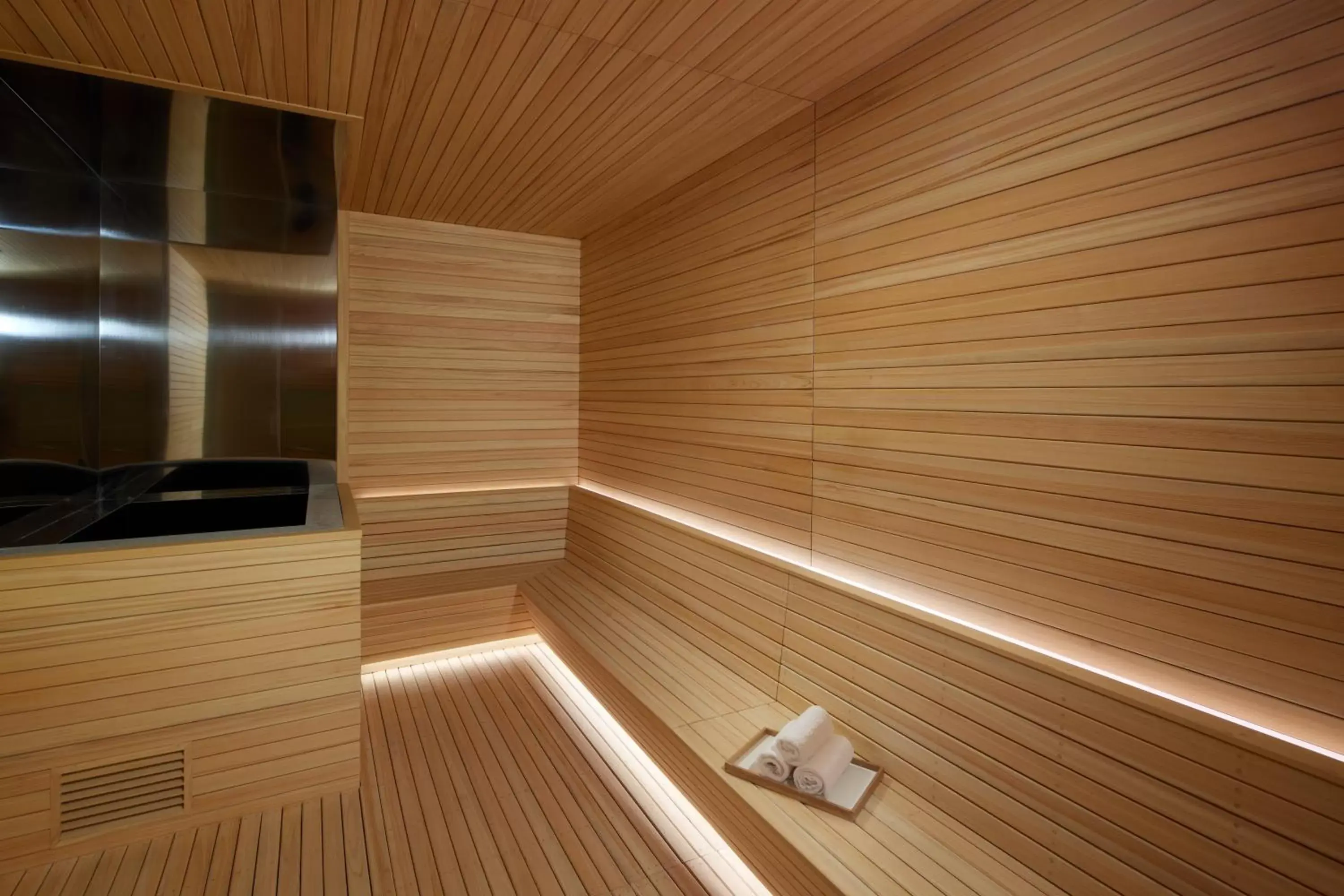 Sauna in Lotte Hotel World