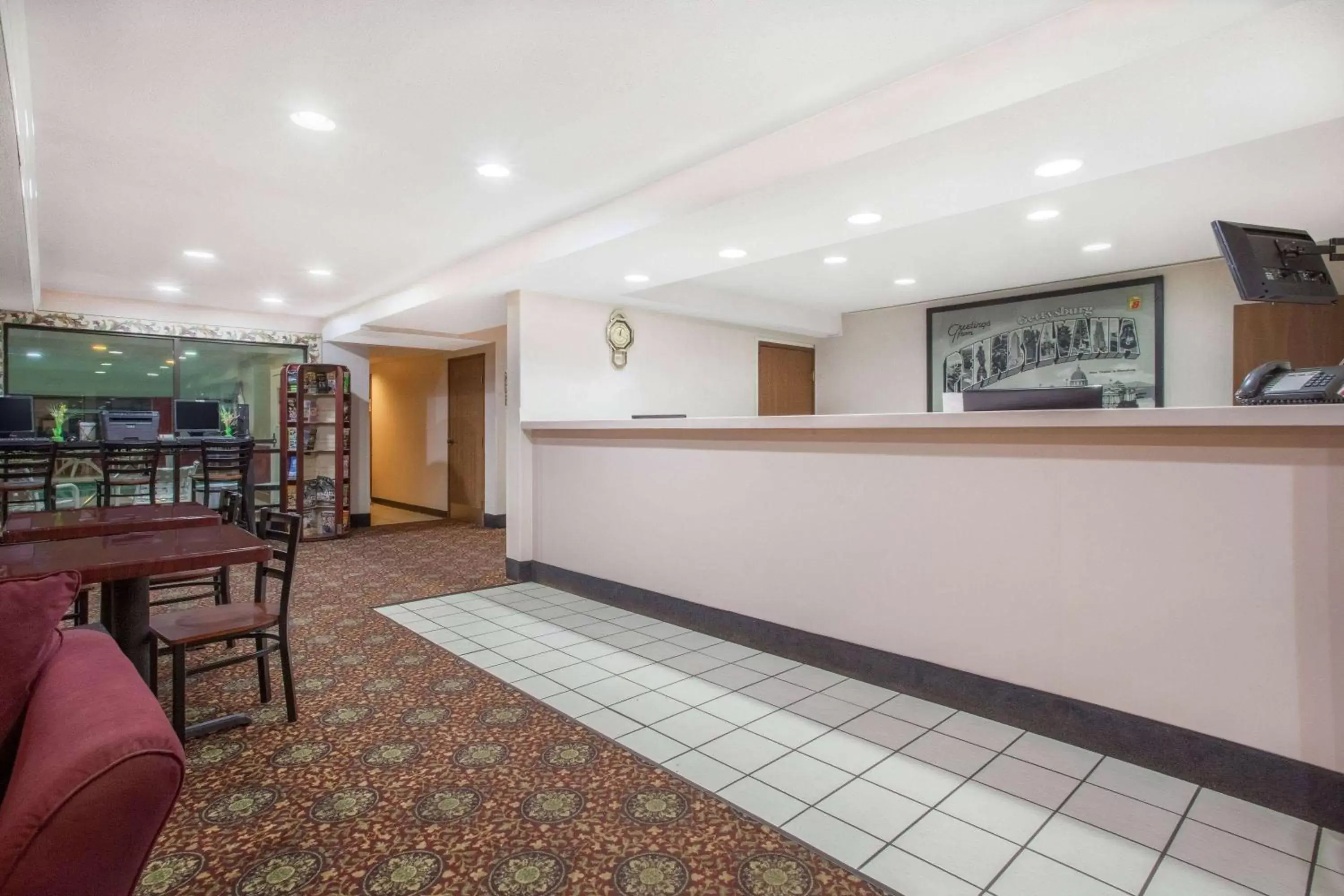 Lobby or reception, Lobby/Reception in Super 8 by Wyndham Gettysburg