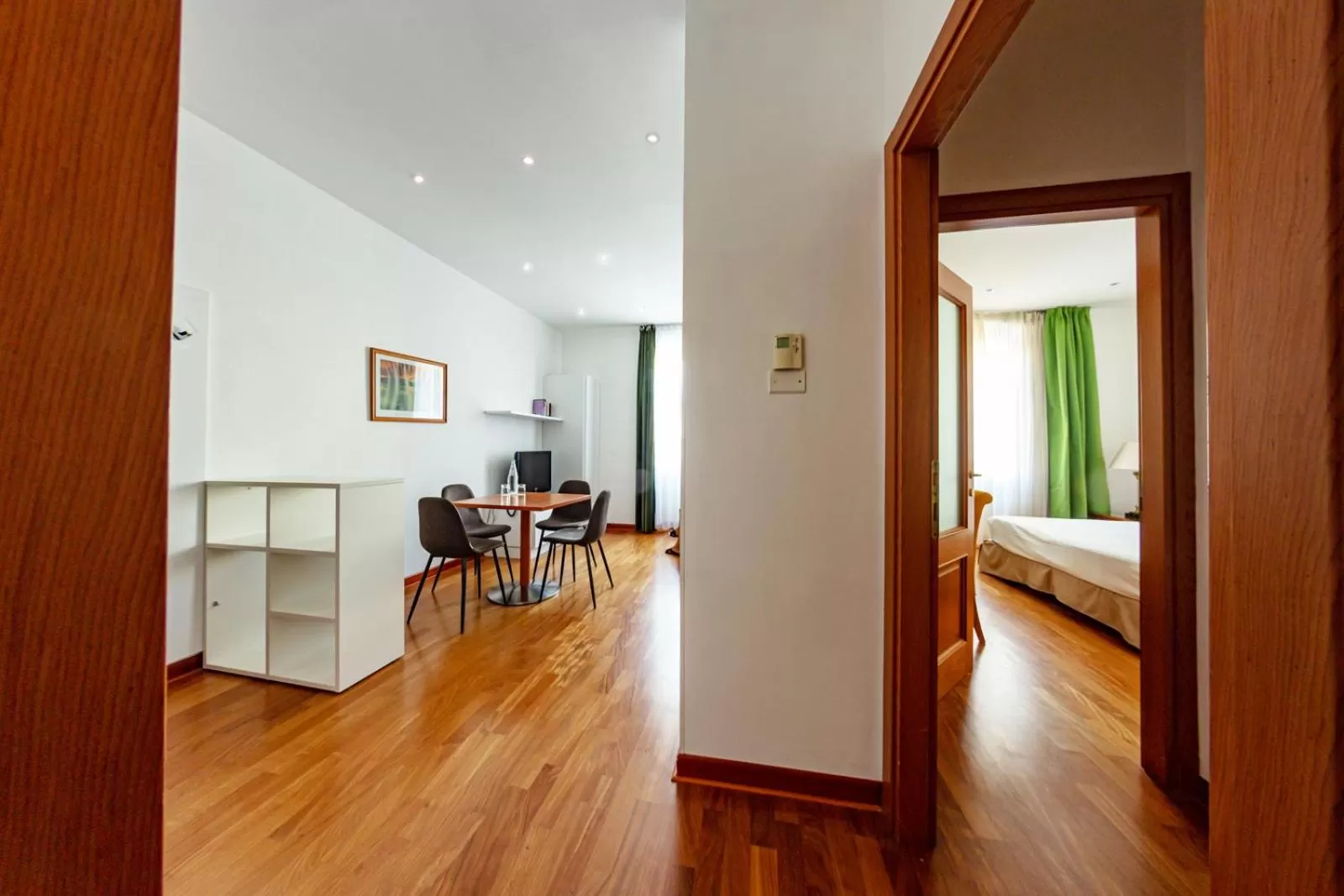 Living room, Bed in Residence Victoria