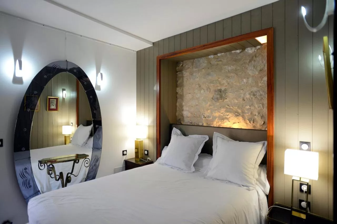 Bed in Chambres d'hôtes Vue sur la Muraille de Sens