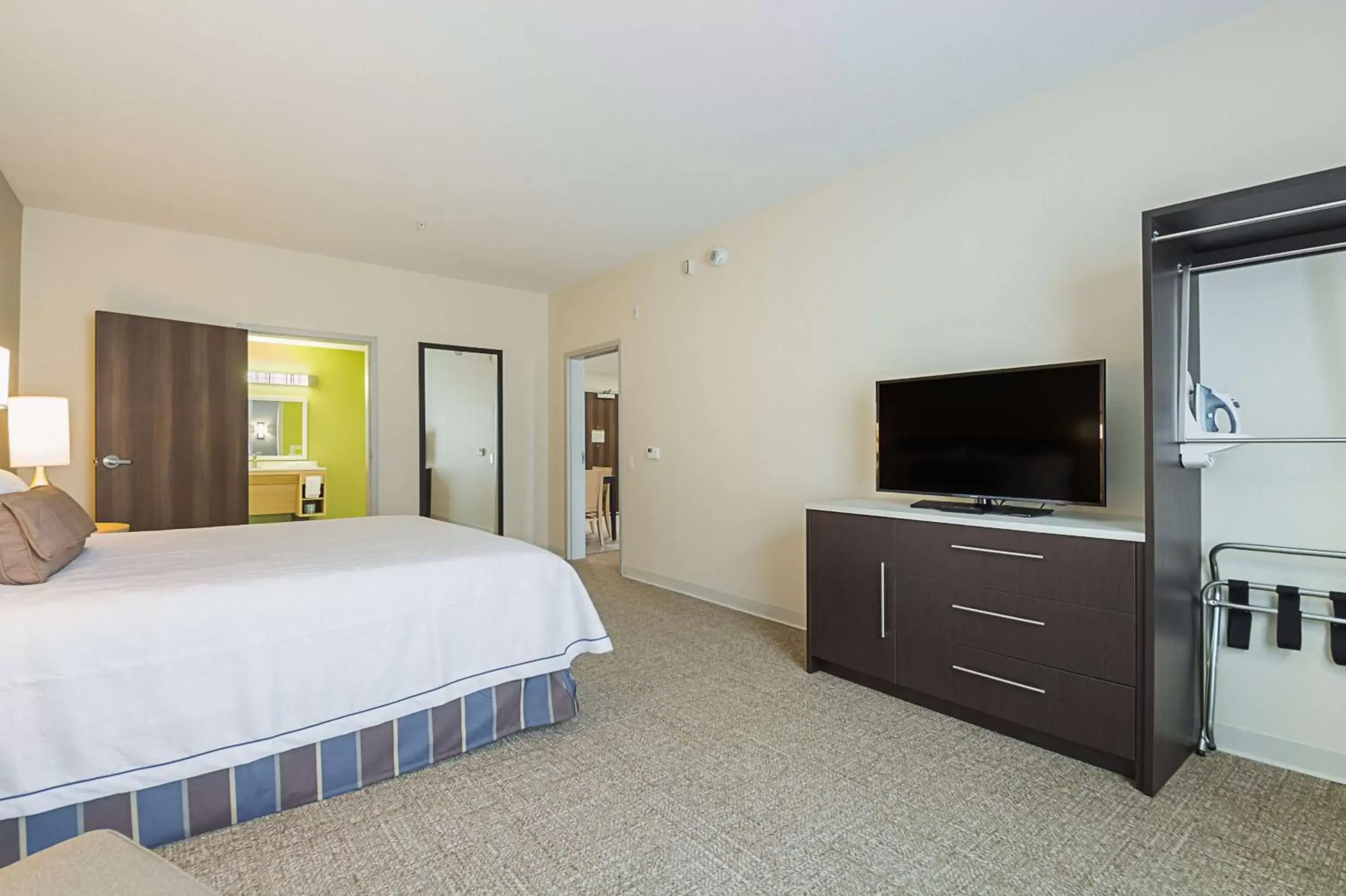 Bedroom, Bed in Home2 Suites By Hilton Dallas Grand Prairie