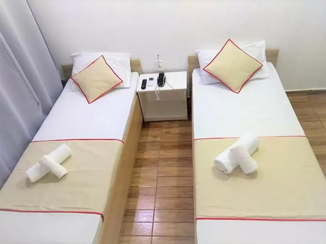 Twin Room - single occupancy in Hotel Golden Vilage Vila Maria Twin Room - single occupancy in Hotel Golden Vilage Vila Maria