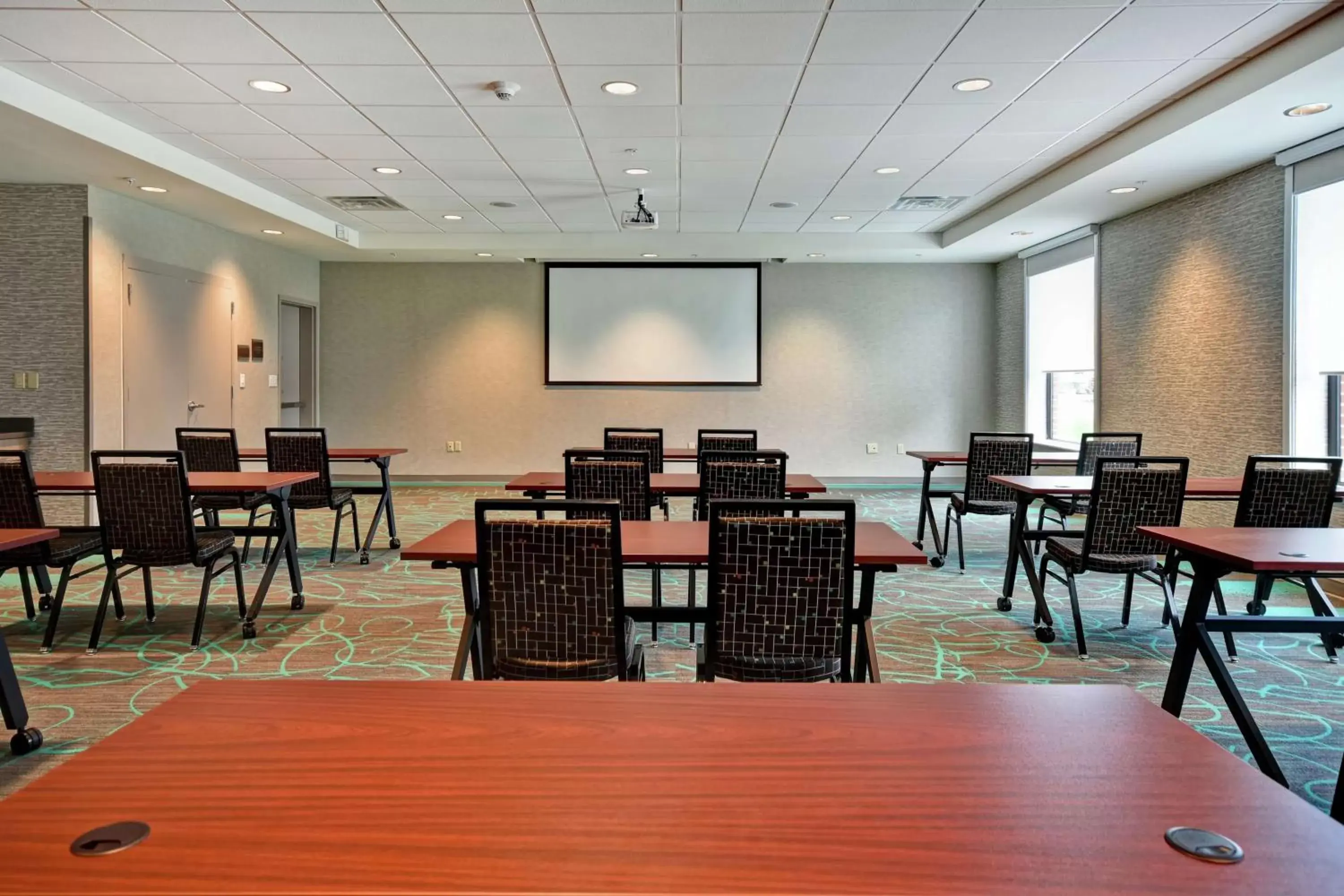 Meeting/conference room in Home2 Suites By Hilton Amherst Buffalo