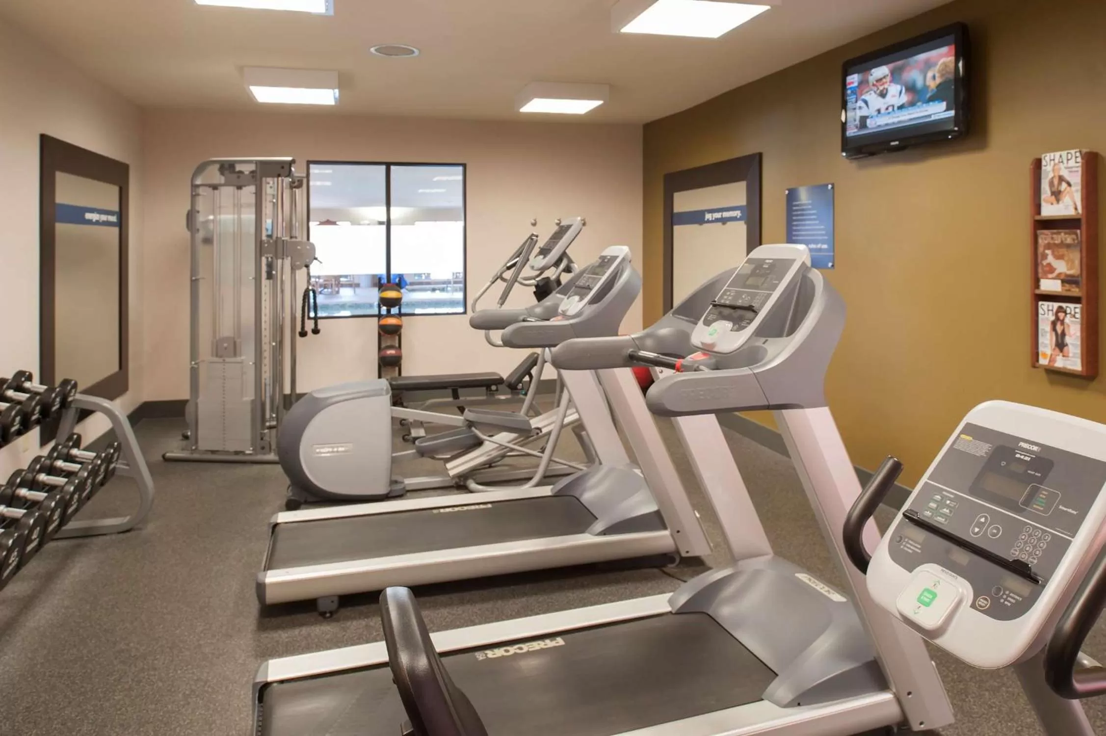 Fitness centre/facilities in Hampton Inn Macomb