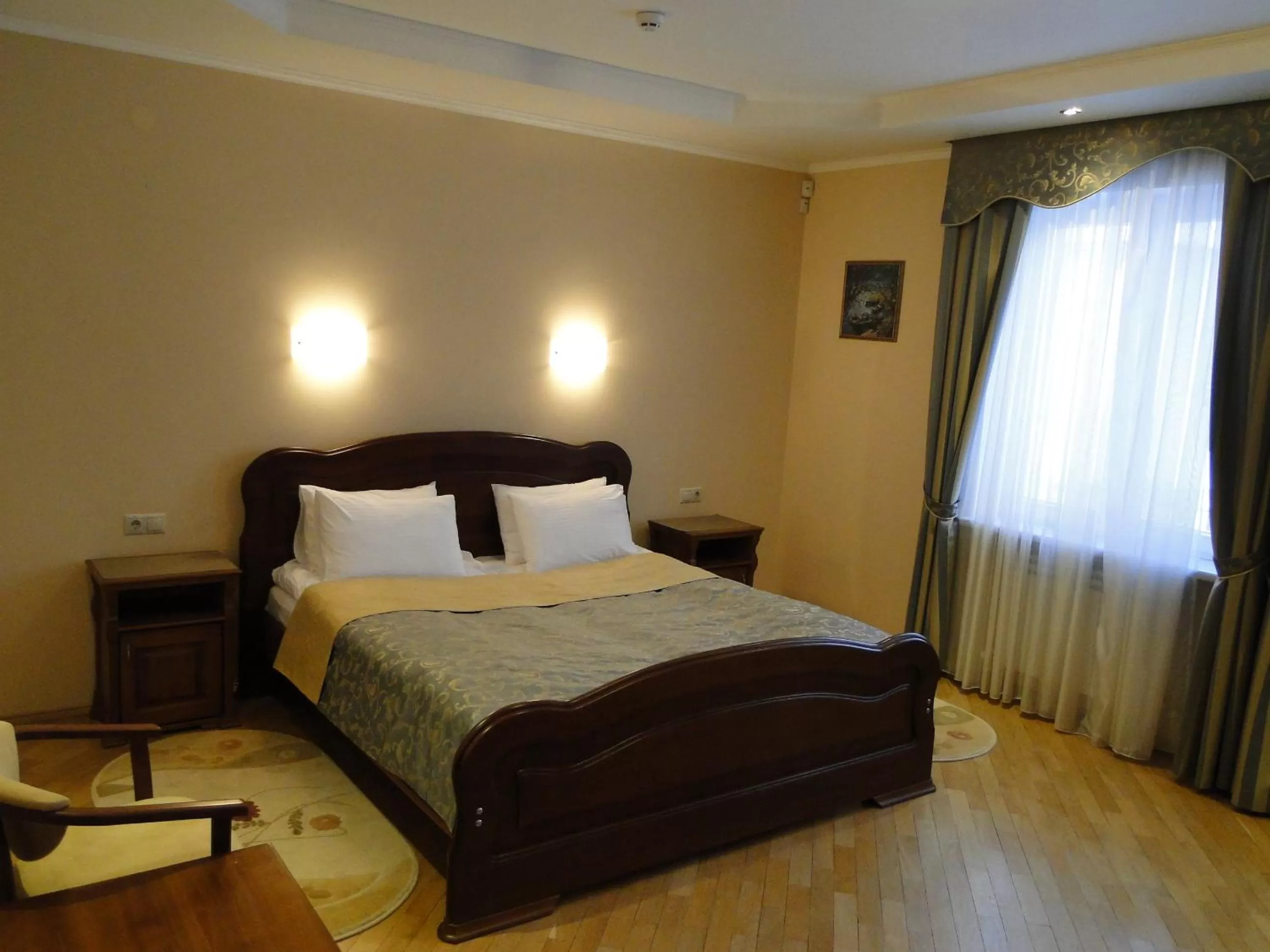 Day, Bed in Red Stone