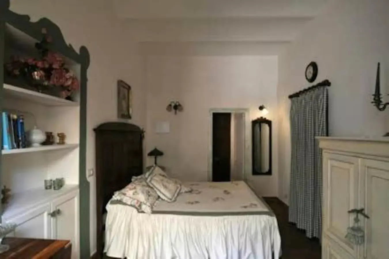 Photo of the whole room, Bed in B&B del Giglio