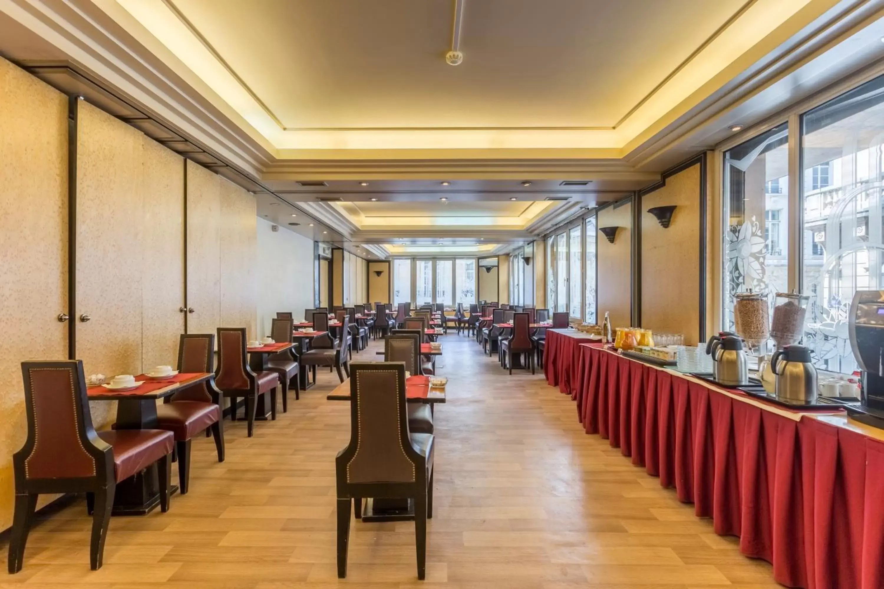Restaurant/Places to Eat in Hôtel De Castiglione