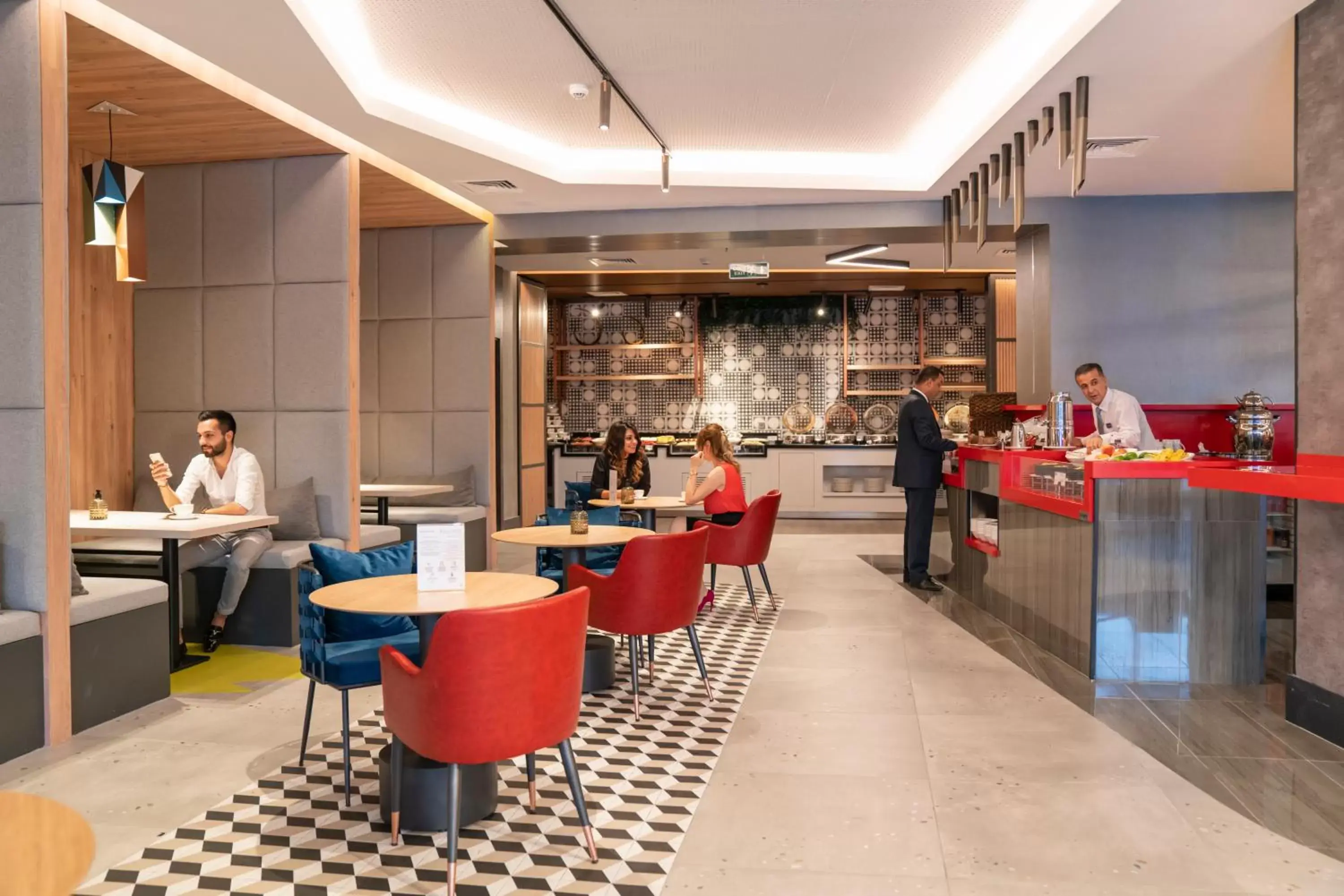 Lounge or bar, Restaurant/Places to Eat in Novotel Gaziantep