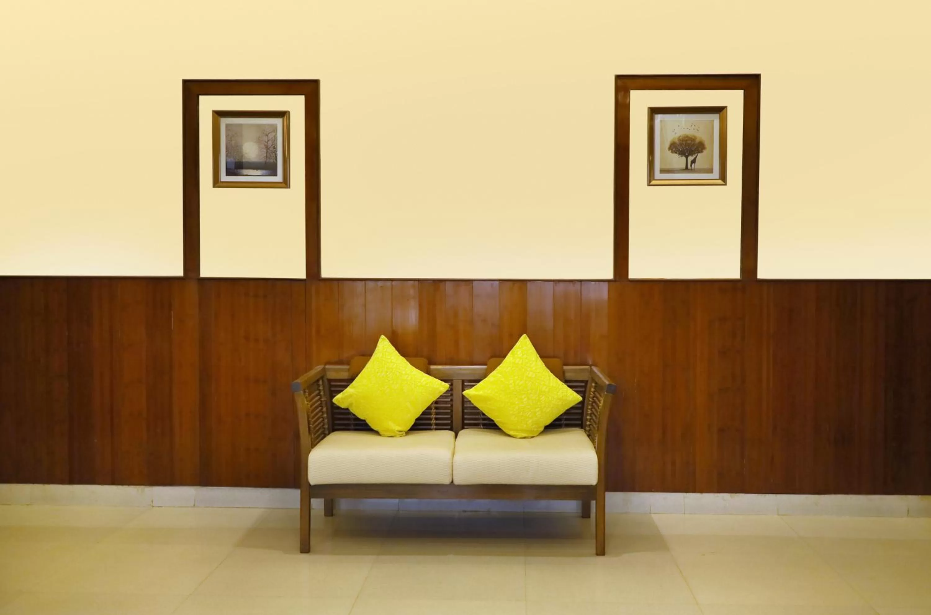 Seating area in Taz Kamar Family Hotel