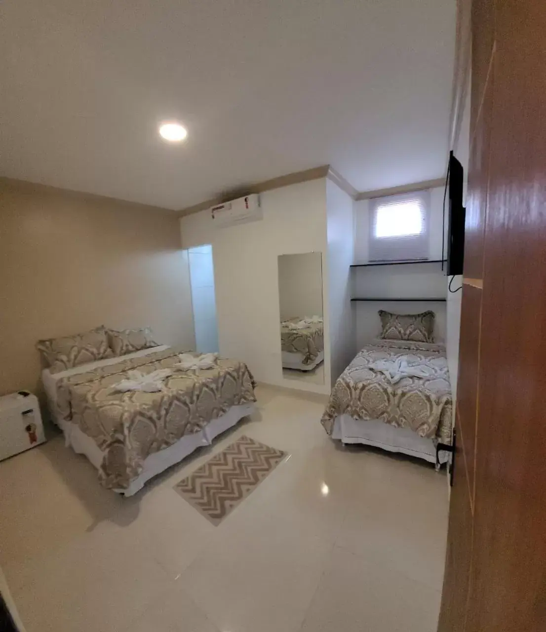 Triple Room in Pousada La Belle Triple Room in Pousada La Belle