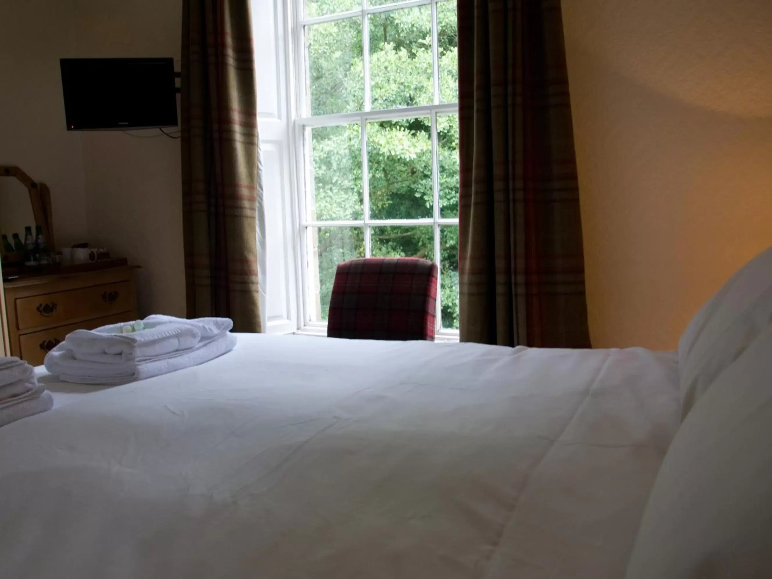 Bedroom, Bed in Horseshoe Hotel