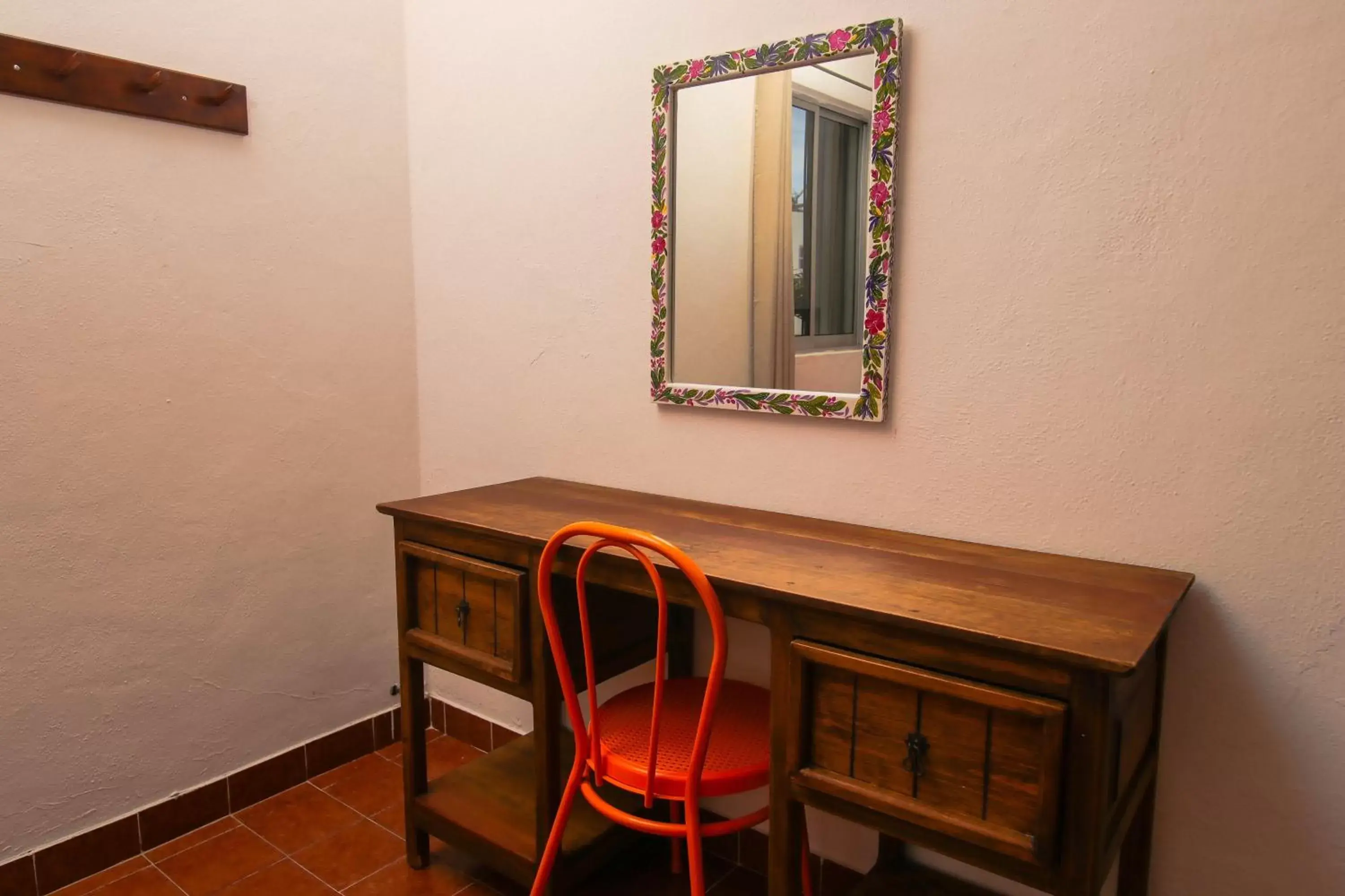 Photo of the whole room, TV/Entertainment Center in Hotel Villas Colibrí Suites & Bungalows