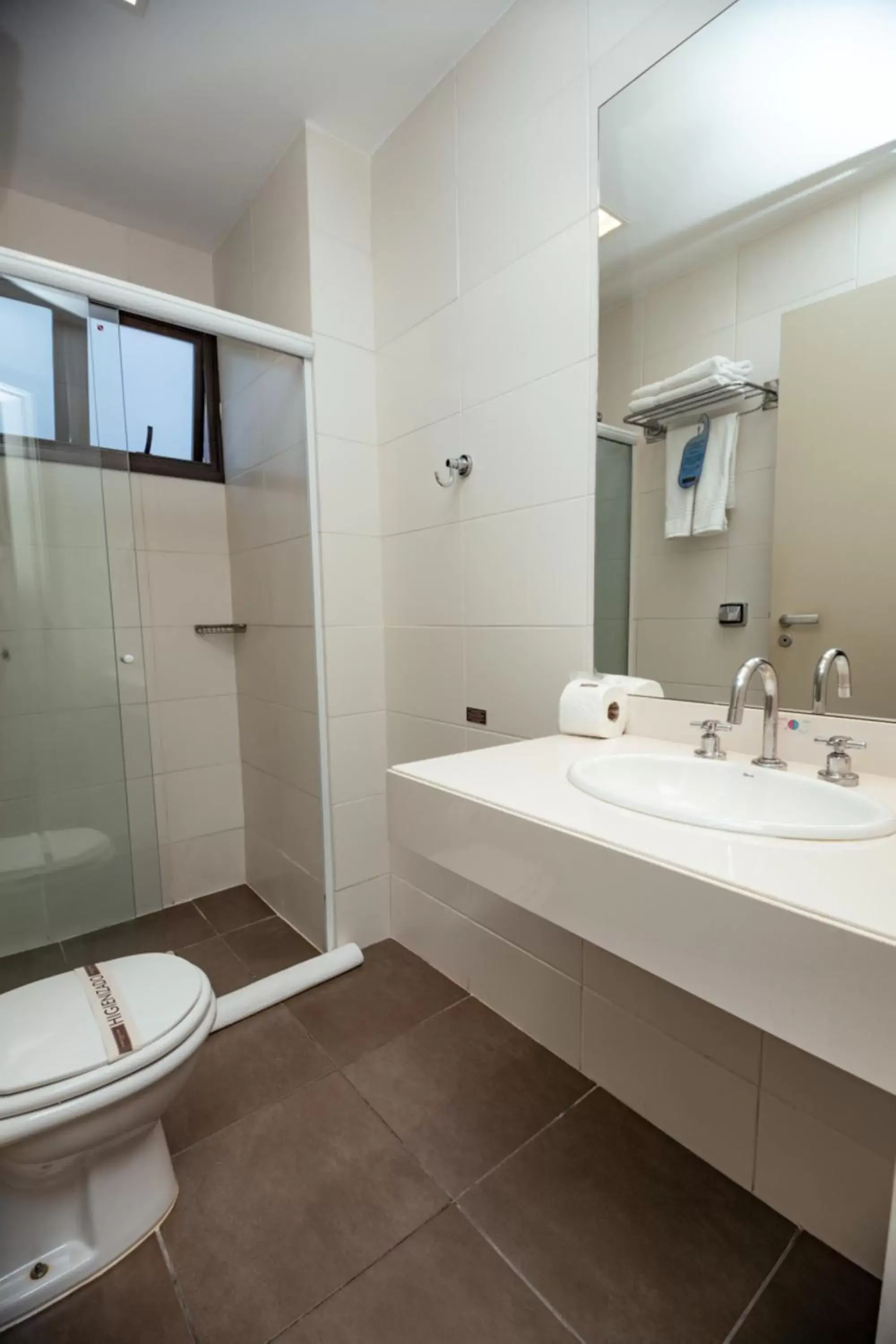 Toilet, Bathroom in Porto da Ilha Hotel