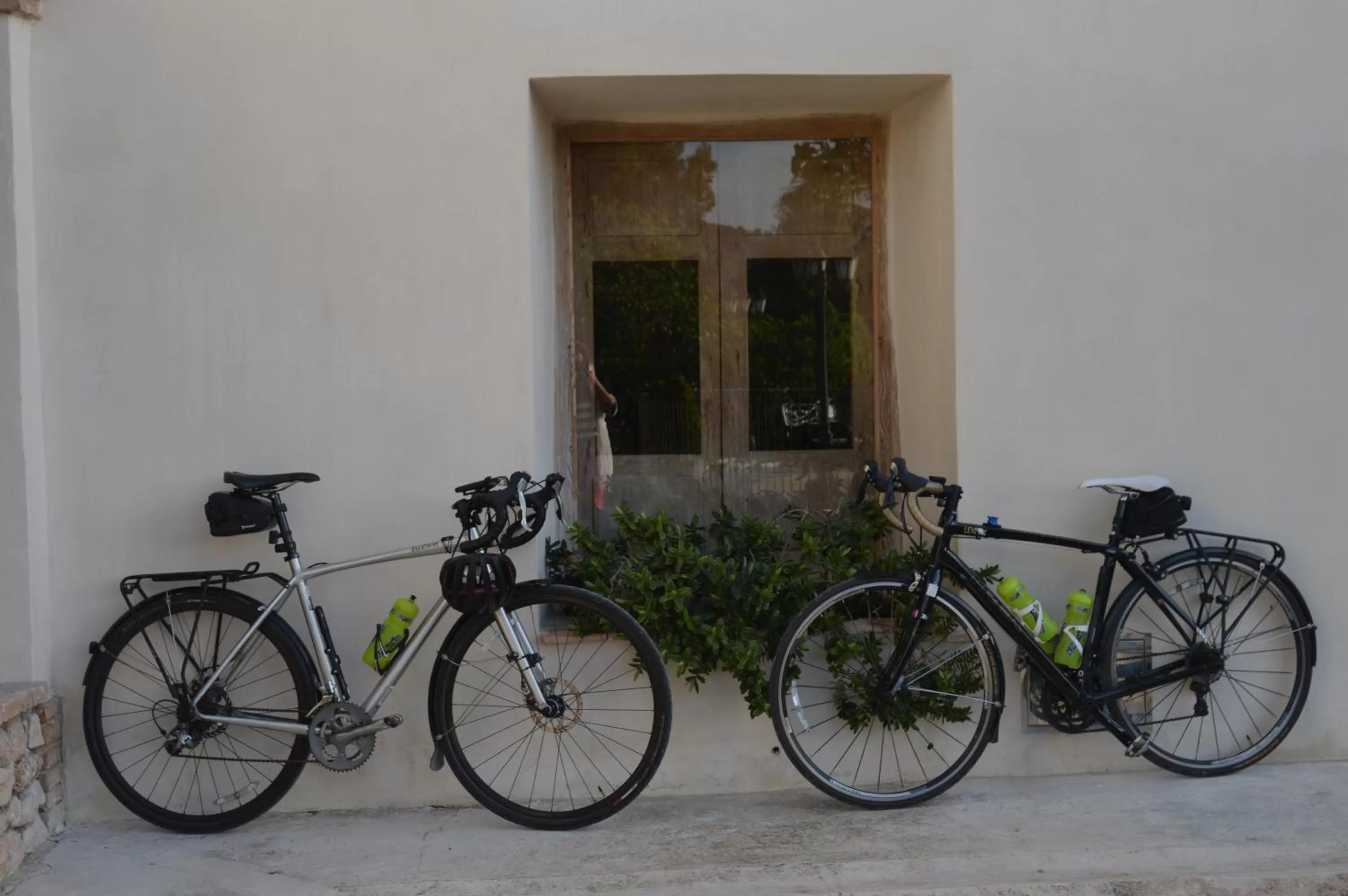 Cycling in Eco Hotel con encanto Masía la Mota B&B