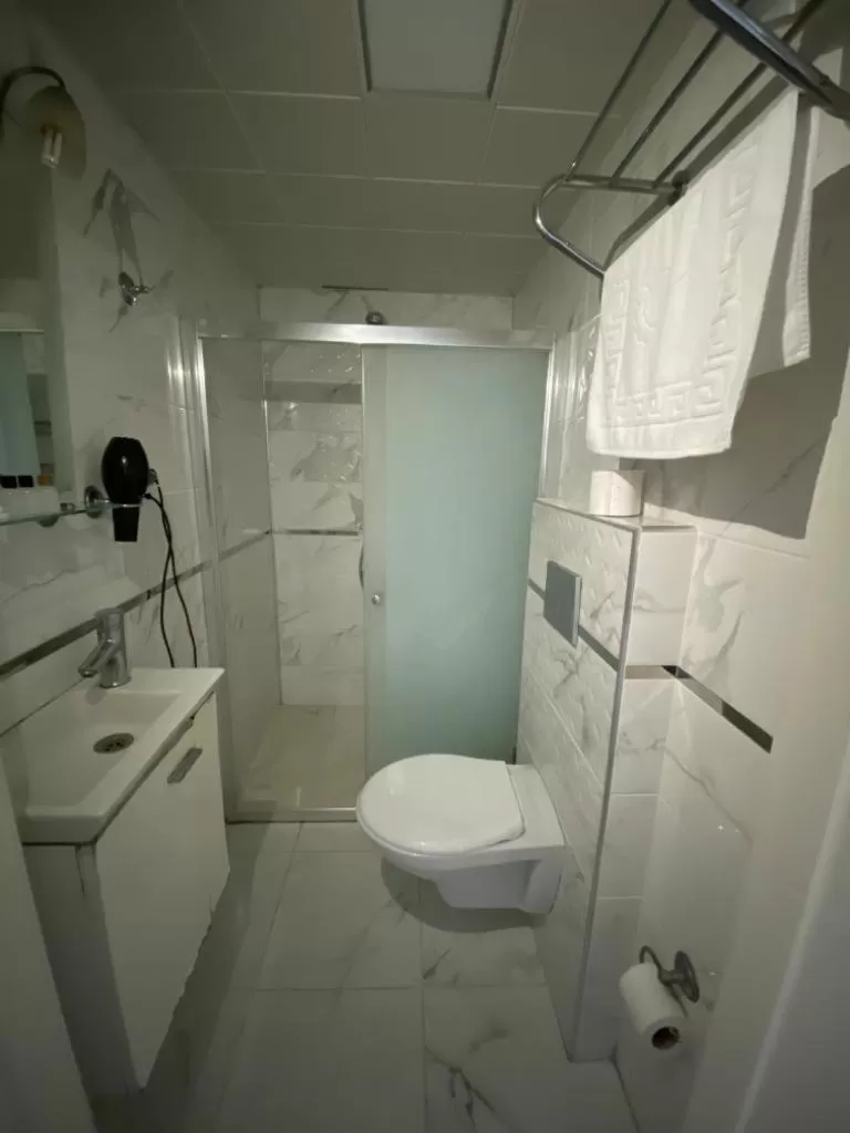 Bathroom in Sakran Hotel