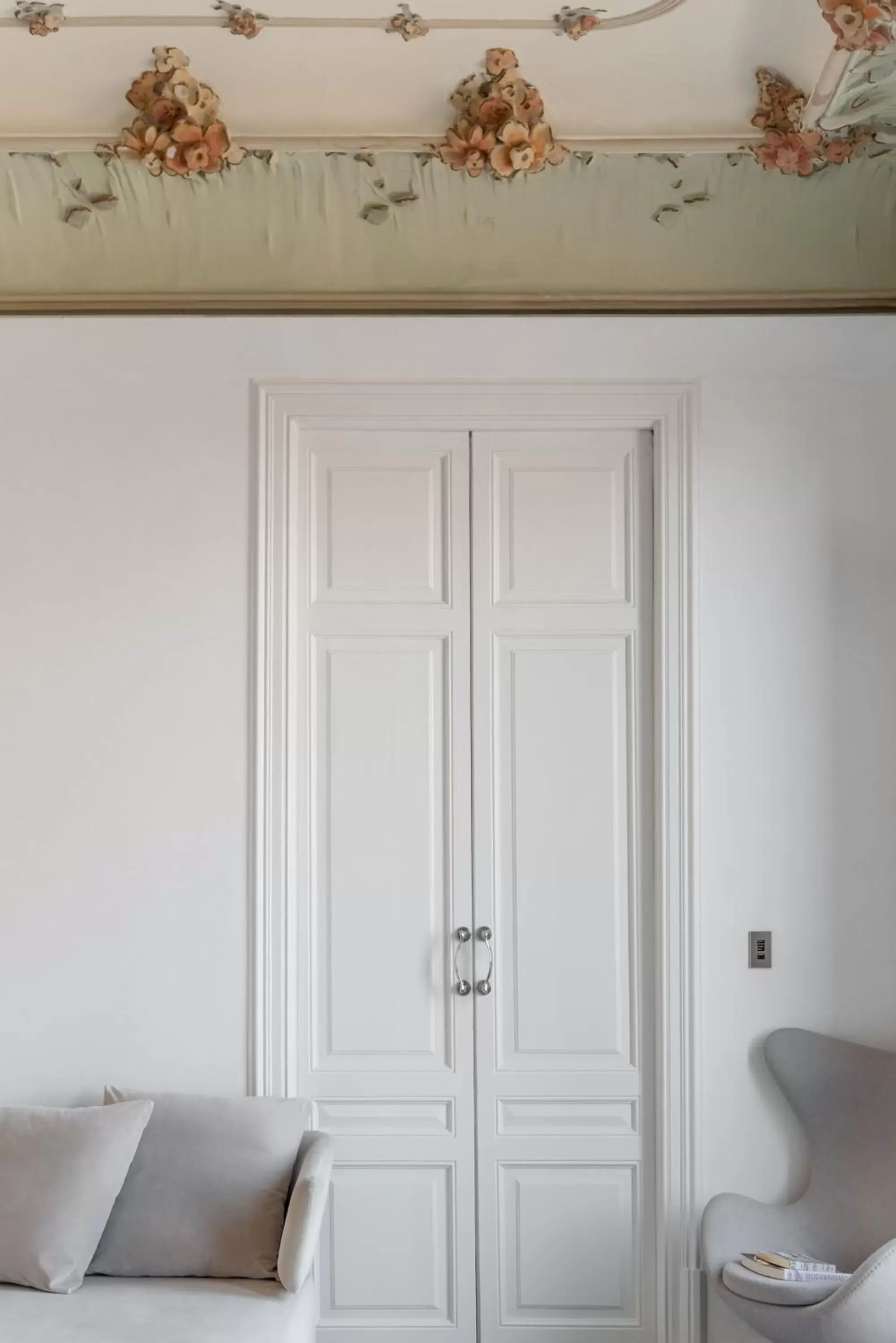 Living room in El Palauet Modernist Suites Barcelona Living room in El Palauet Modernist Suites Barcelona