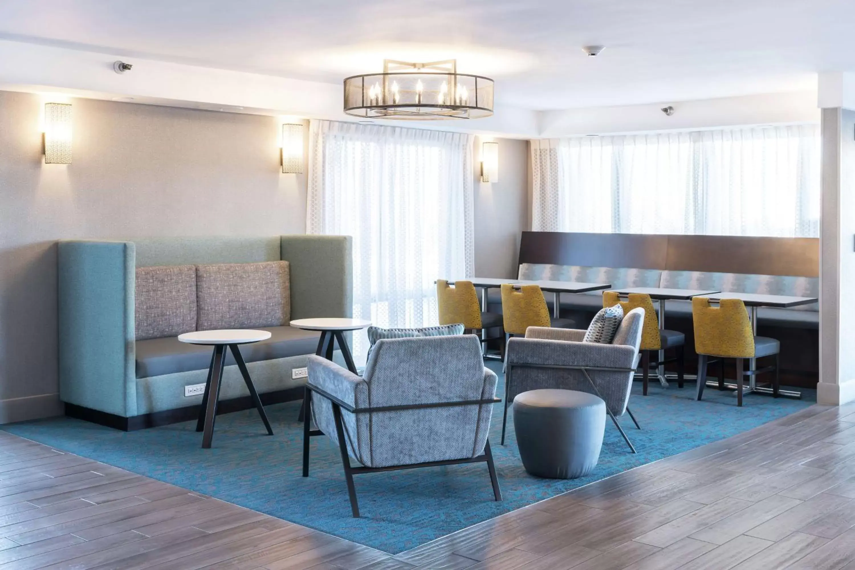 Lobby or reception in Hampton Inn Los Angeles Santa Clarita