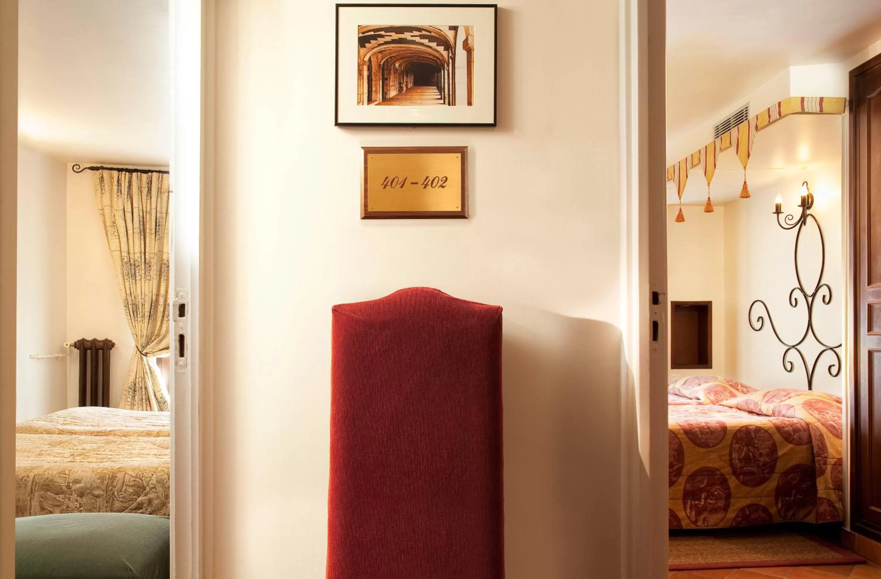 Decorative detail, Bed in Castex Hotel