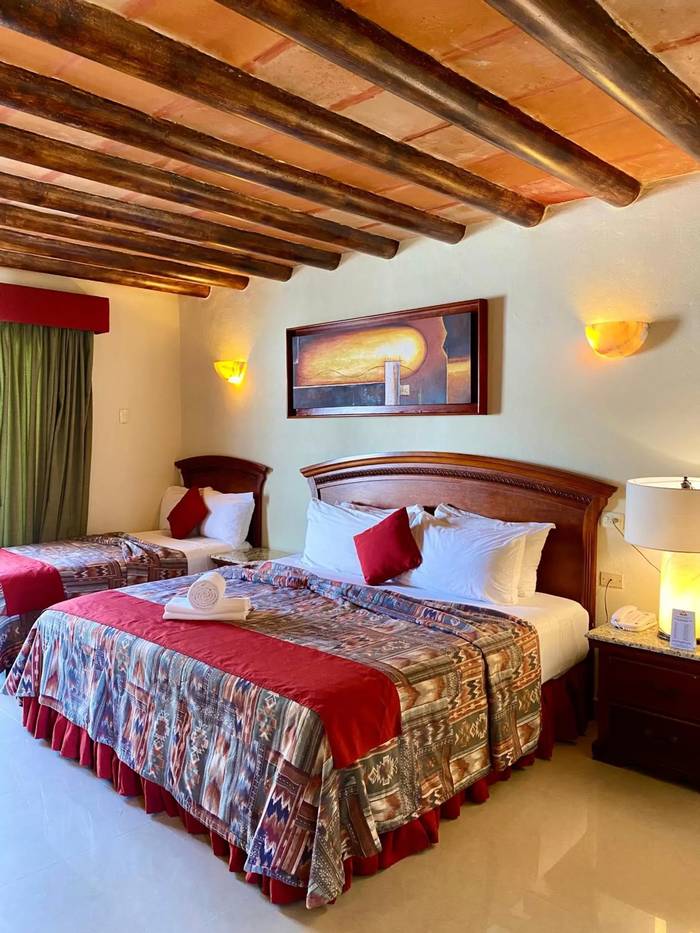 Bed in Hotel El Campanario Playa del Carmen