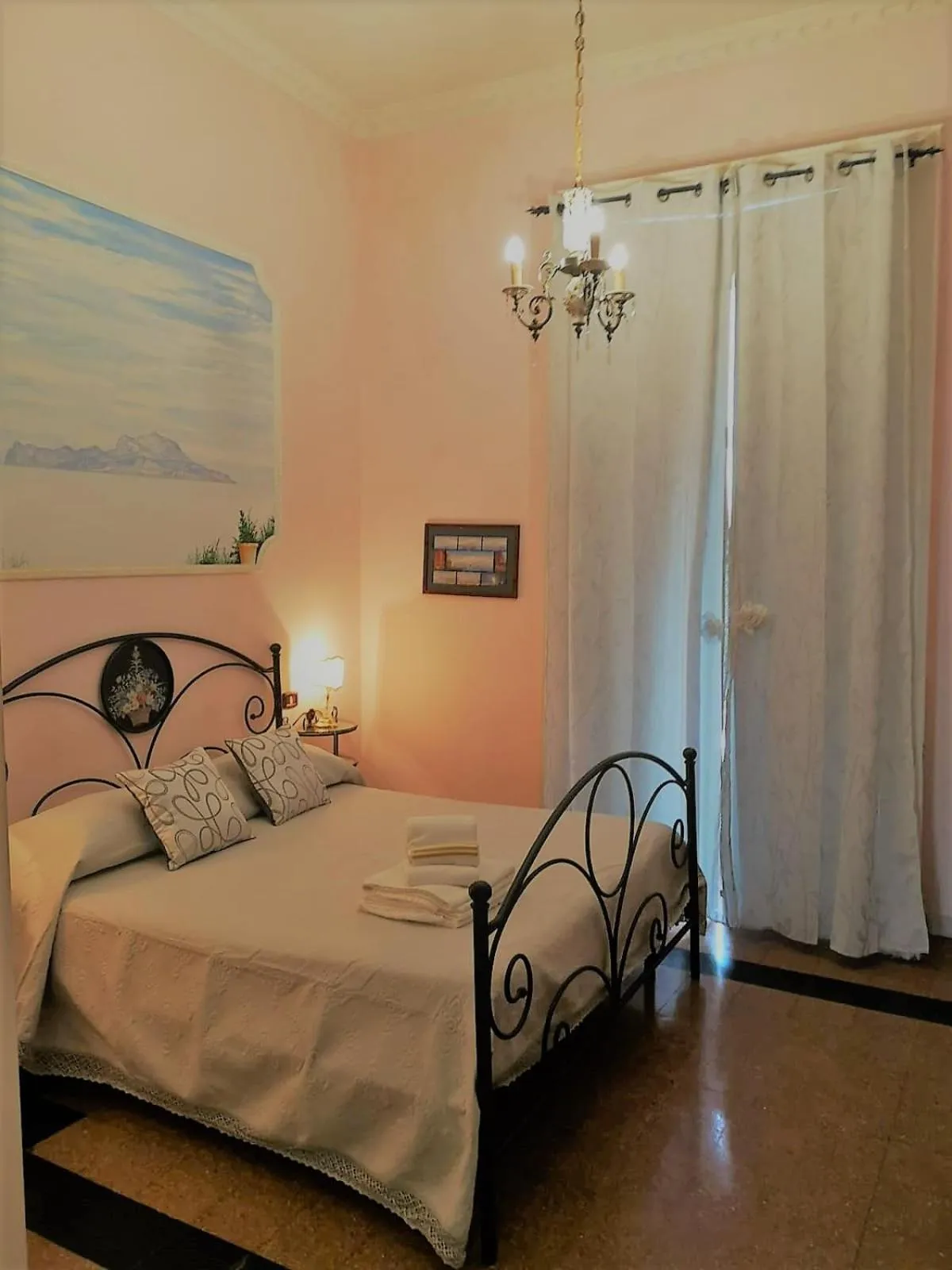 Photo of the whole room, Bed in B&B Art Suite Principe Umberto