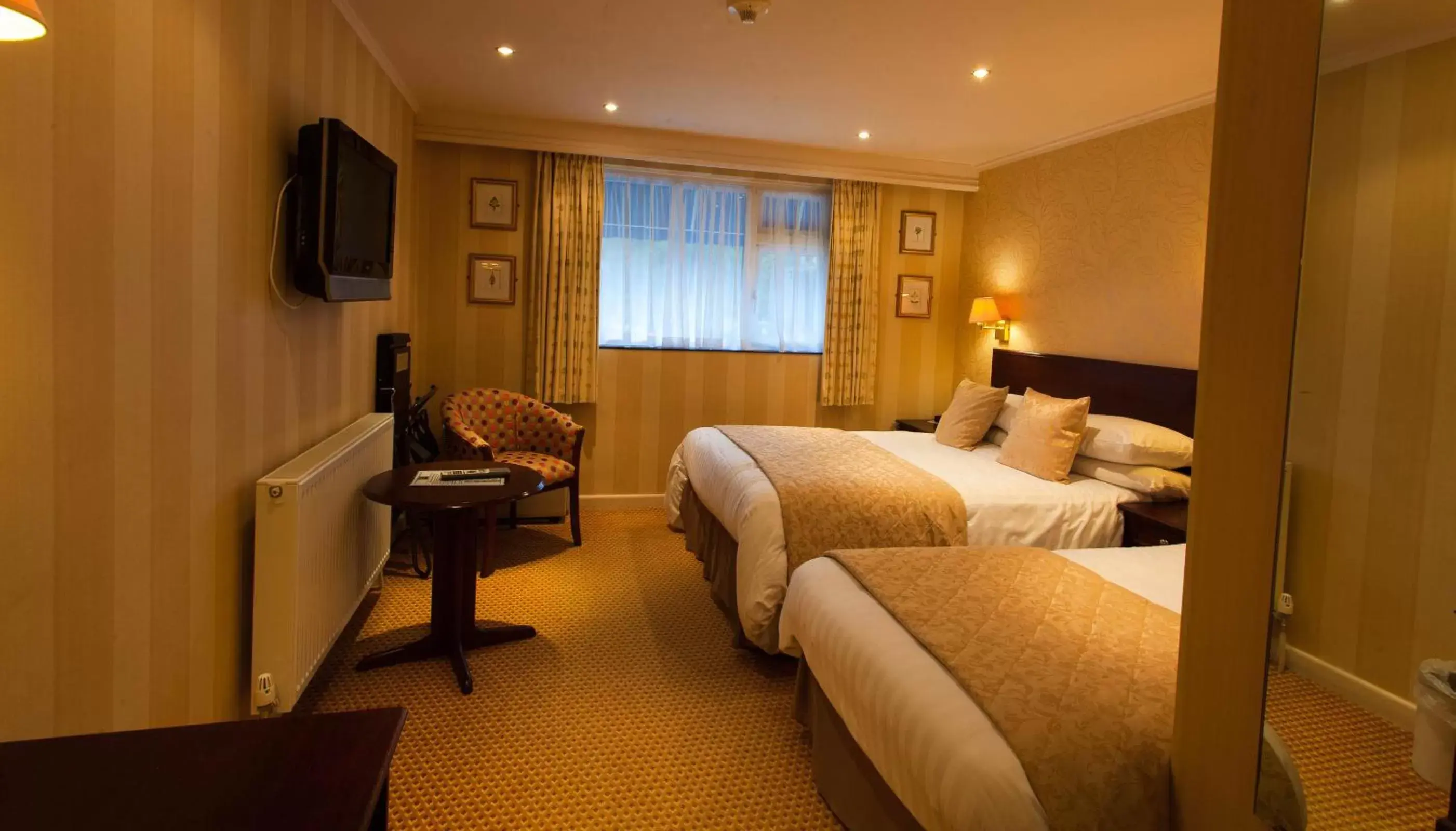 Bedroom in Langstone Cliff Hotel