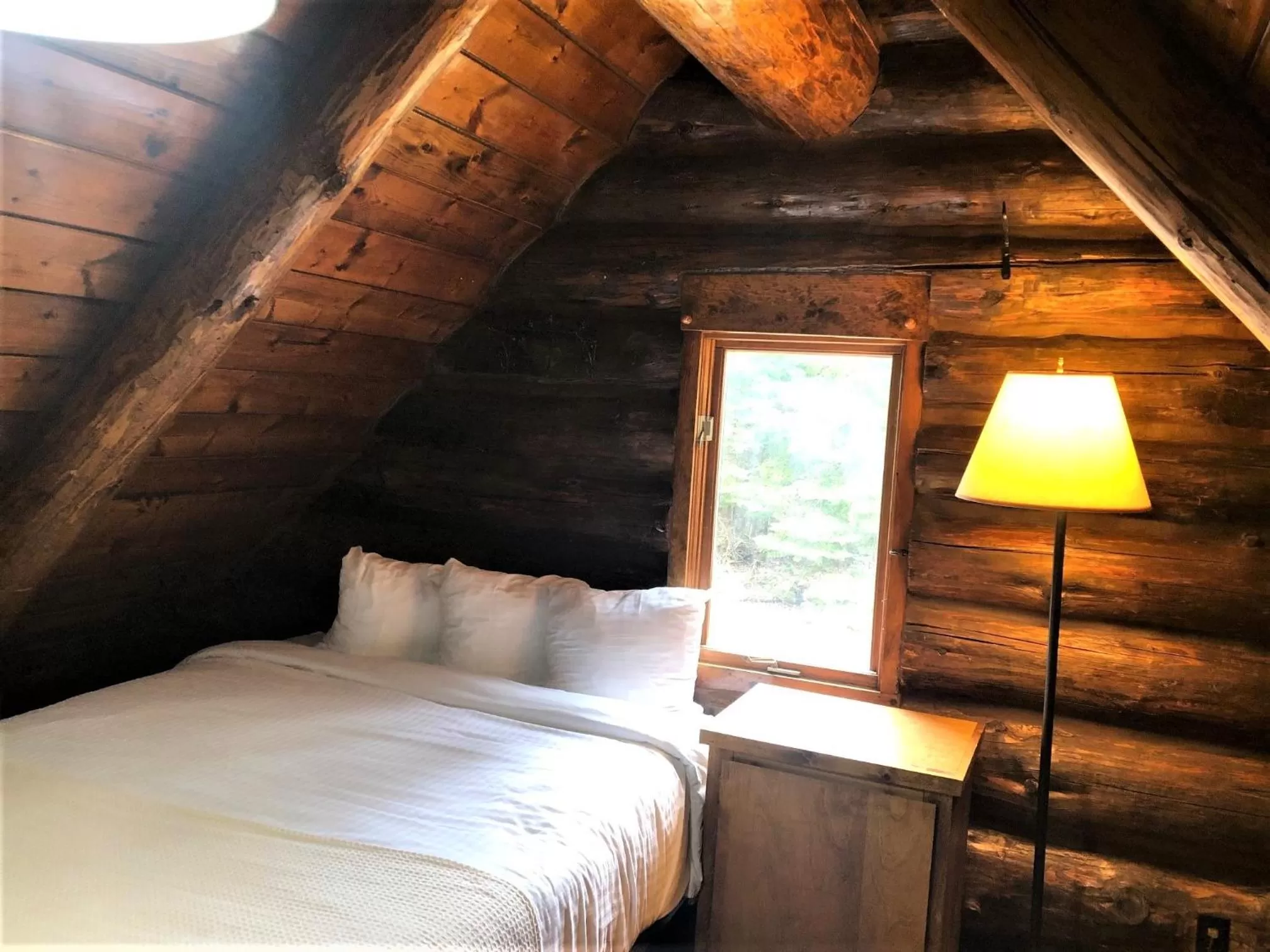 Bedroom, Bed in Drummond Island Resort