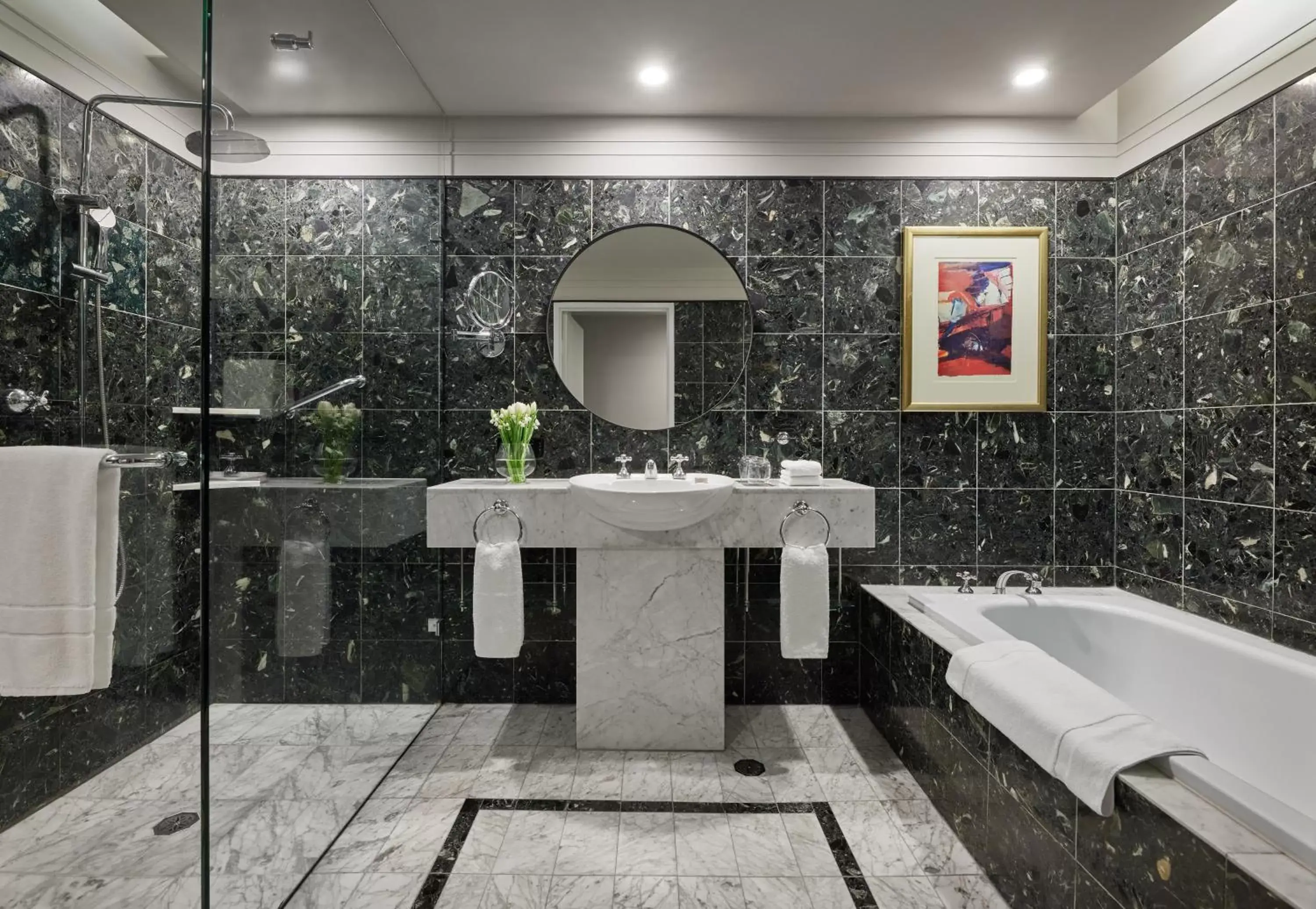 Deluxe Twin Room in Hyatt Hotel Canberra - A Park Hyatt Hotel Deluxe Twin Room in Hyatt Hotel Canberra - A Park Hyatt Hotel